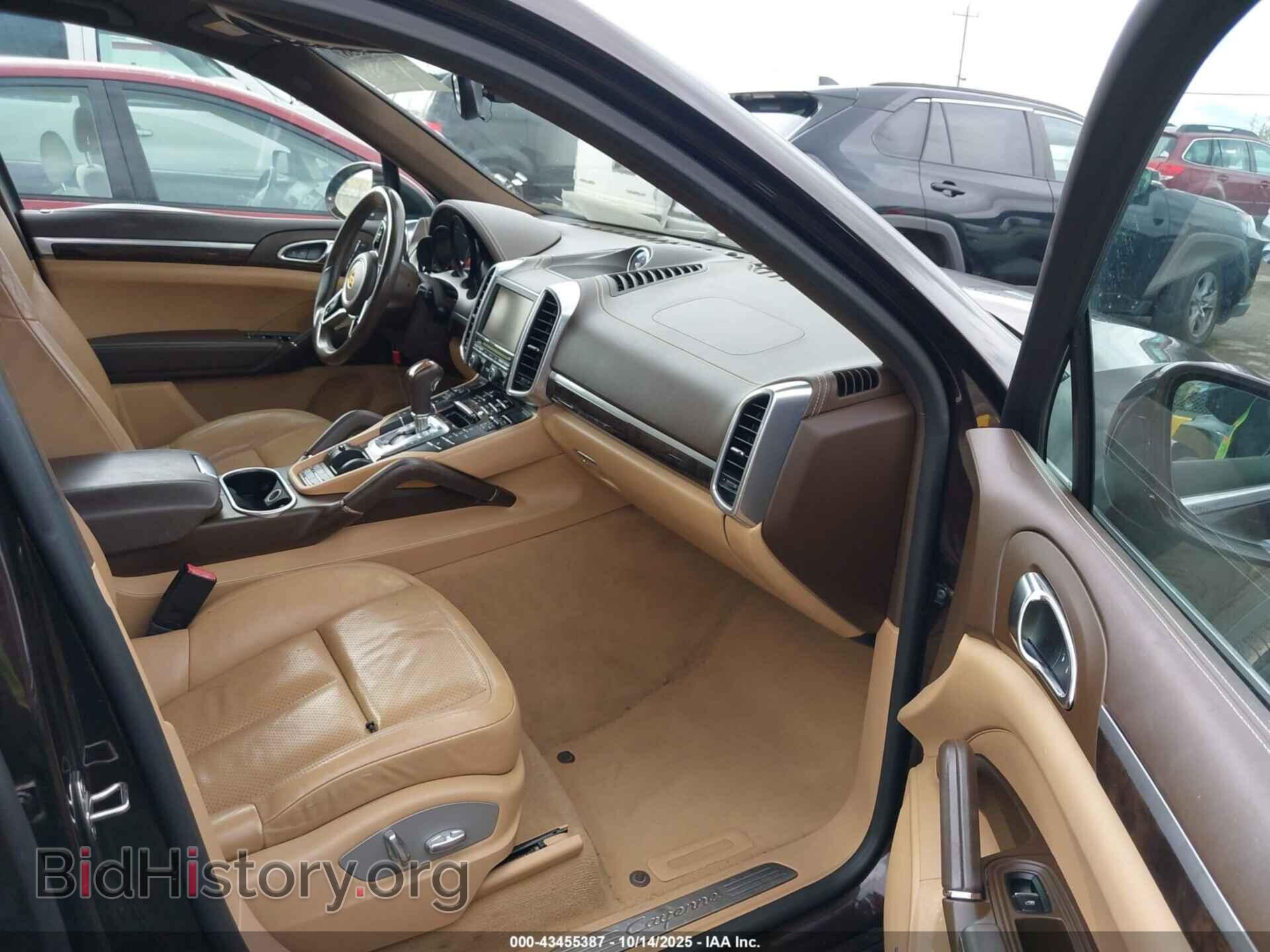 2016 PORSCHE CAYENNE - VIN: WP1AA2A29GLA10966 - Фото 5
