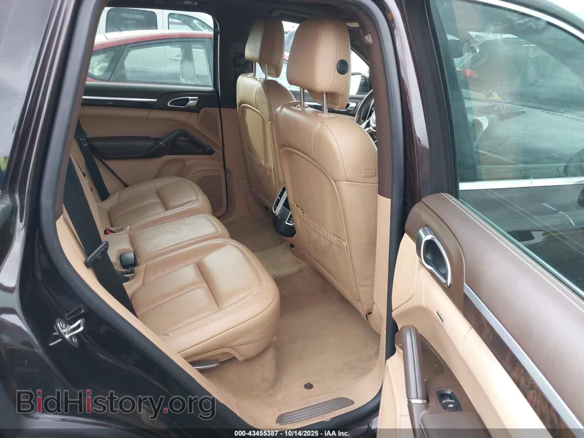 2016 PORSCHE CAYENNE - VIN: WP1AA2A29GLA10966 - Фото 8