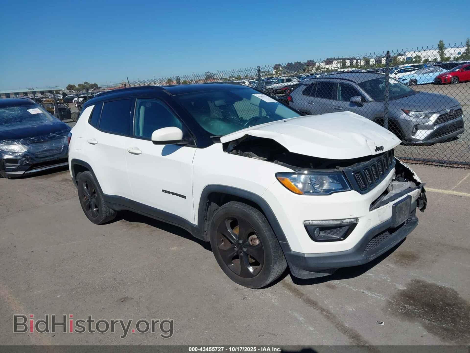 Photo 3C4NJCBB9KT726979 - JEEP COMPASS 2019
