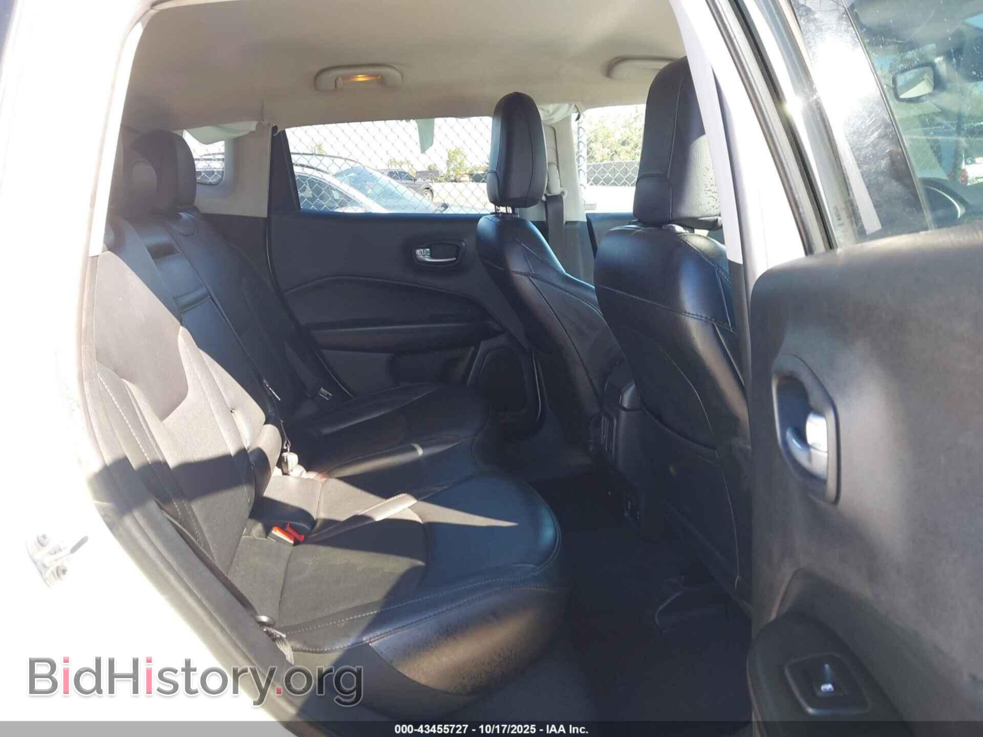 2019 JEEP COMPASS - VIN: 3C4NJCBB9KT726979 - Фото 8
