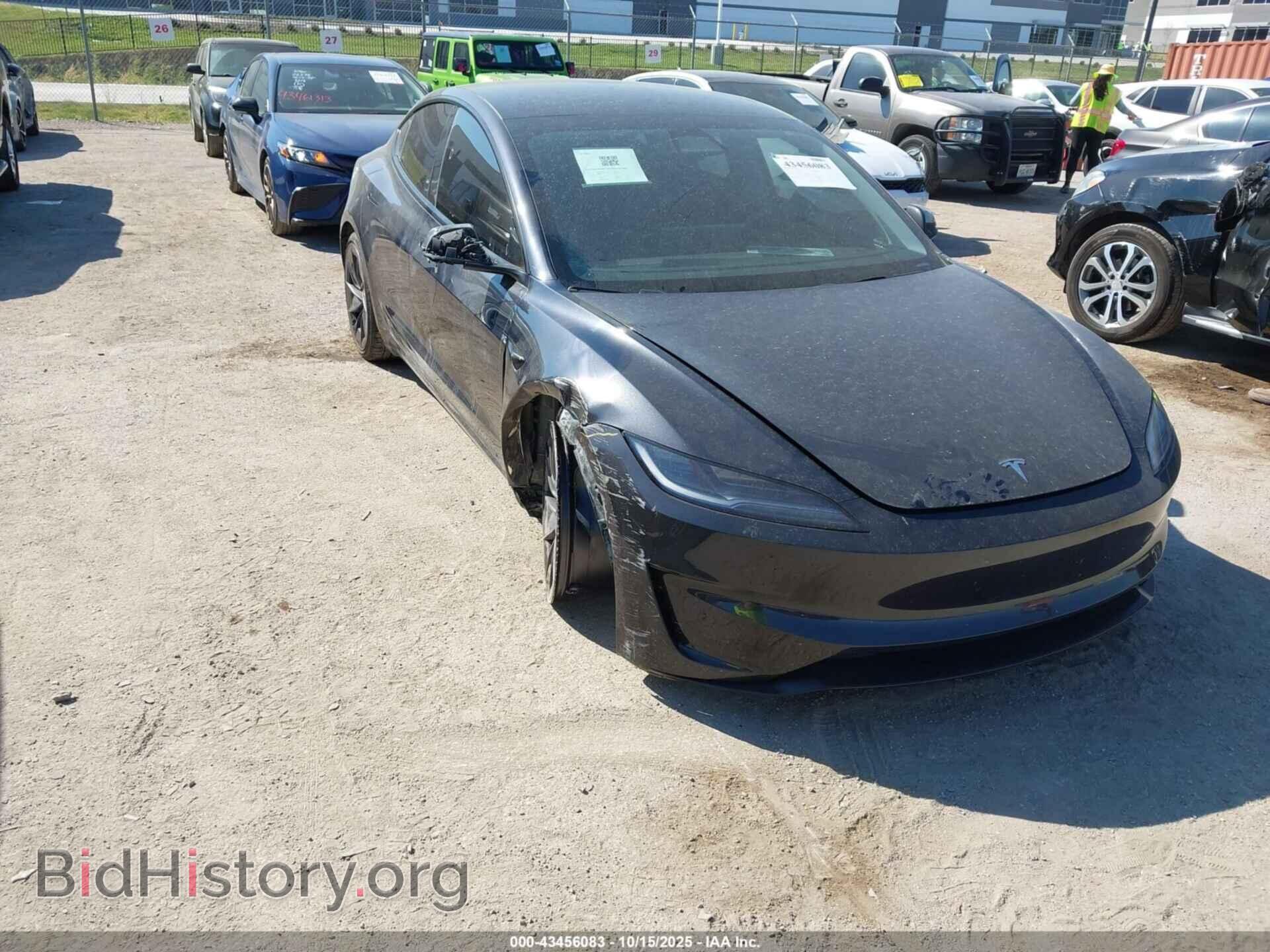 Photo 5YJ3E1ET3RF822720 - TESLA MODEL 3 2024