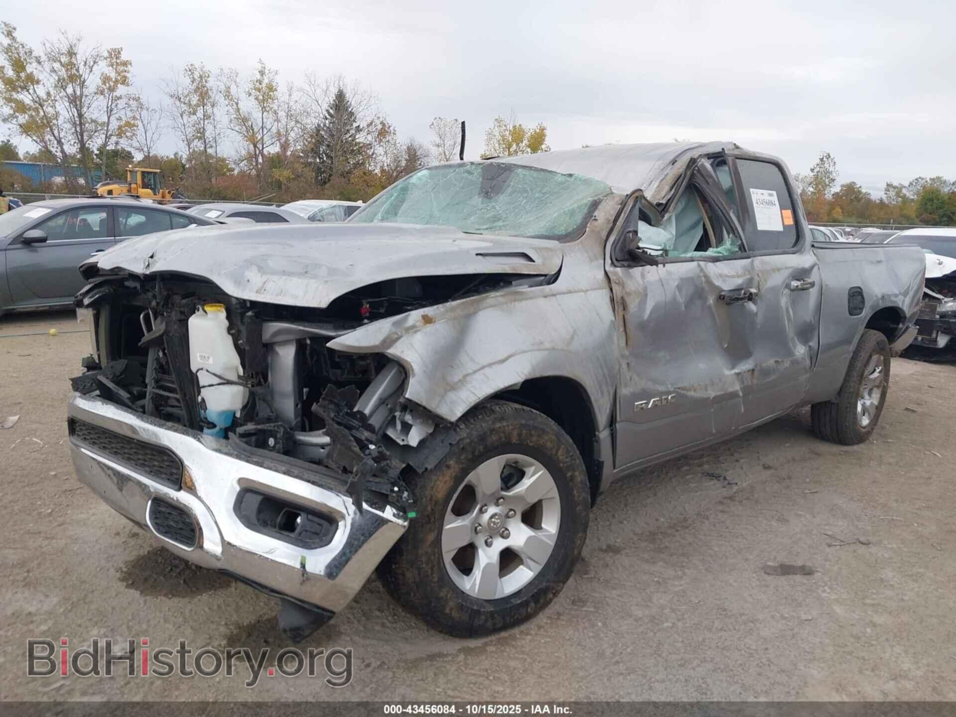 2020 RAM 1500 - VIN: 1C6SRFBT7LN367999 - Фото 2