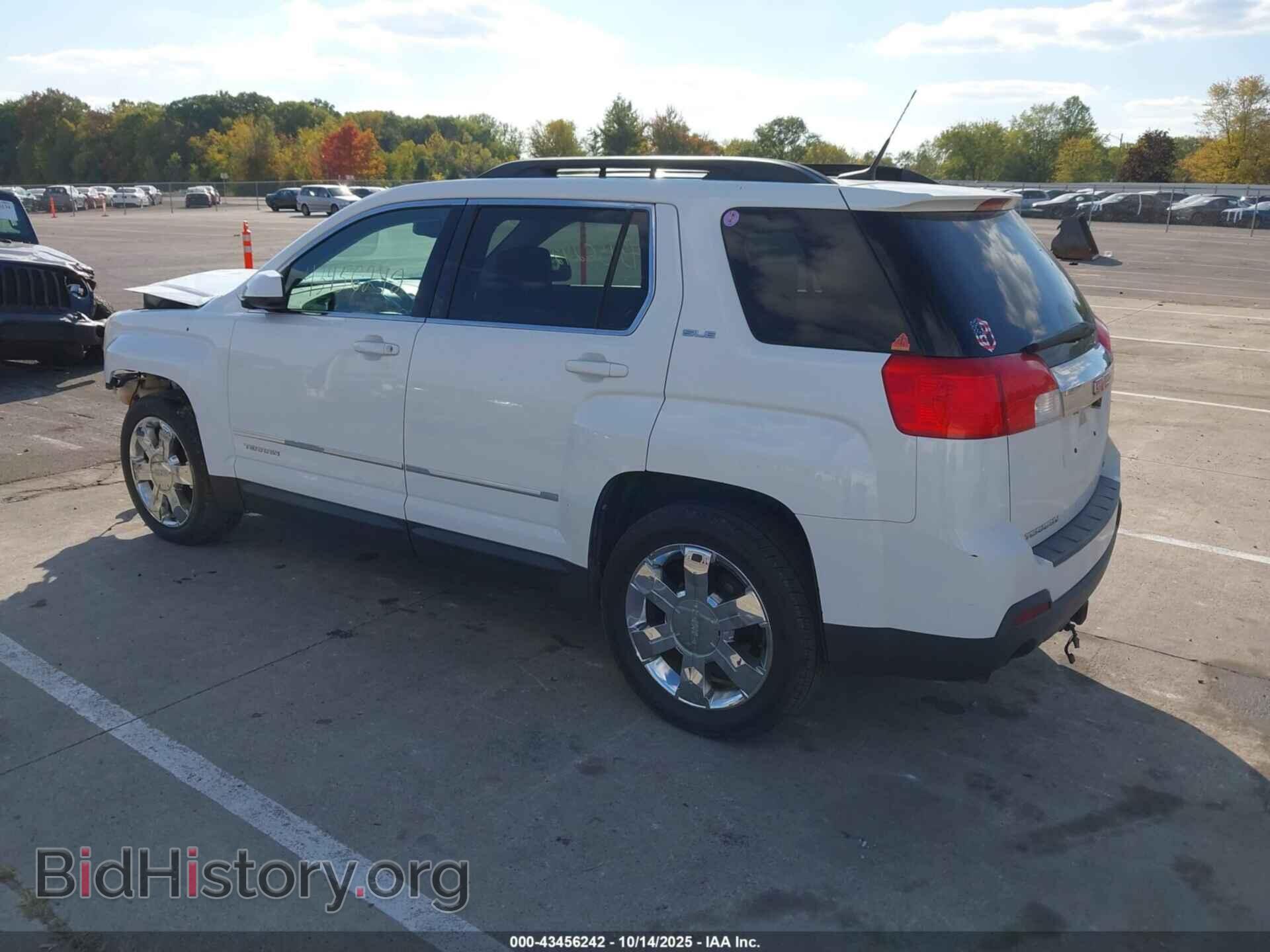 2011 GMC TERRAIN - VIN: 2CTFLTE52B6354303 - Photo 3