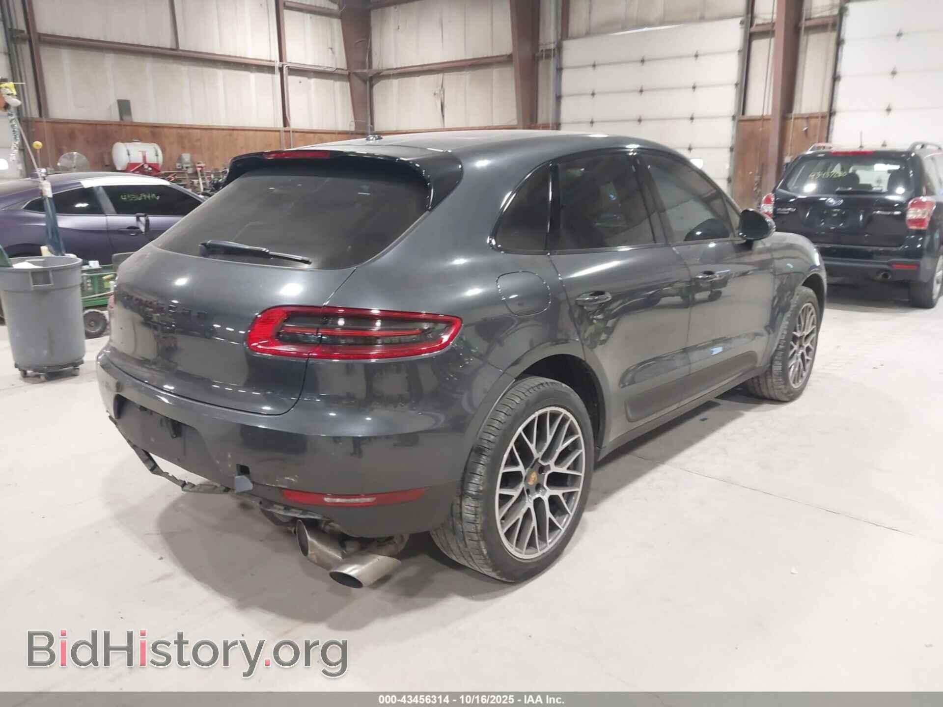 2017 PORSCHE MACAN - VIN: WP1AB2A56HLB15943 - Photo 4