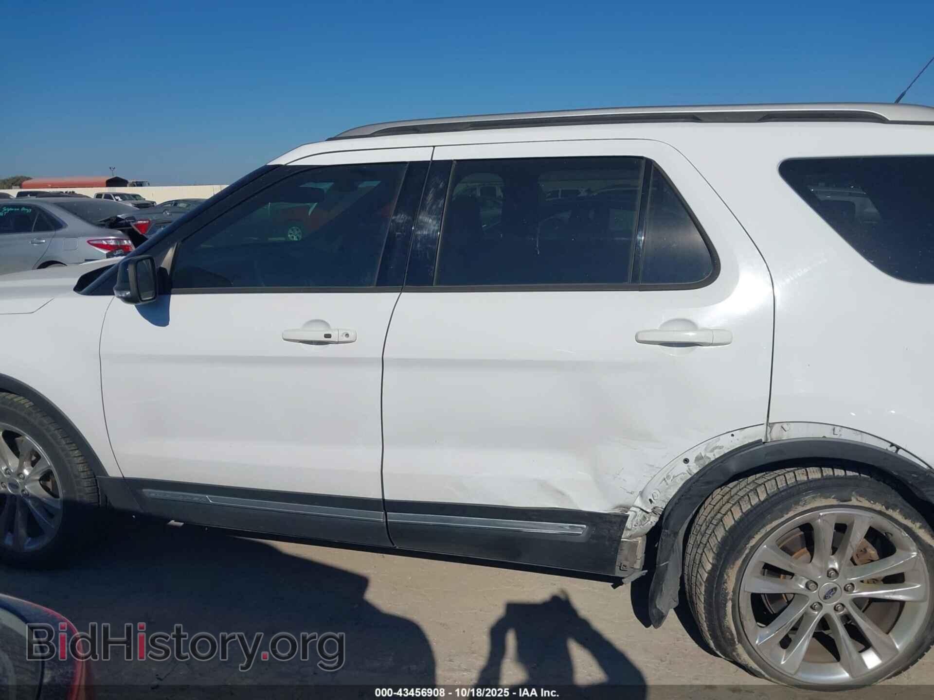 2018 FORD EXPLORER - VIN: 1FM5K7D8XJGB77961 - Photo 14