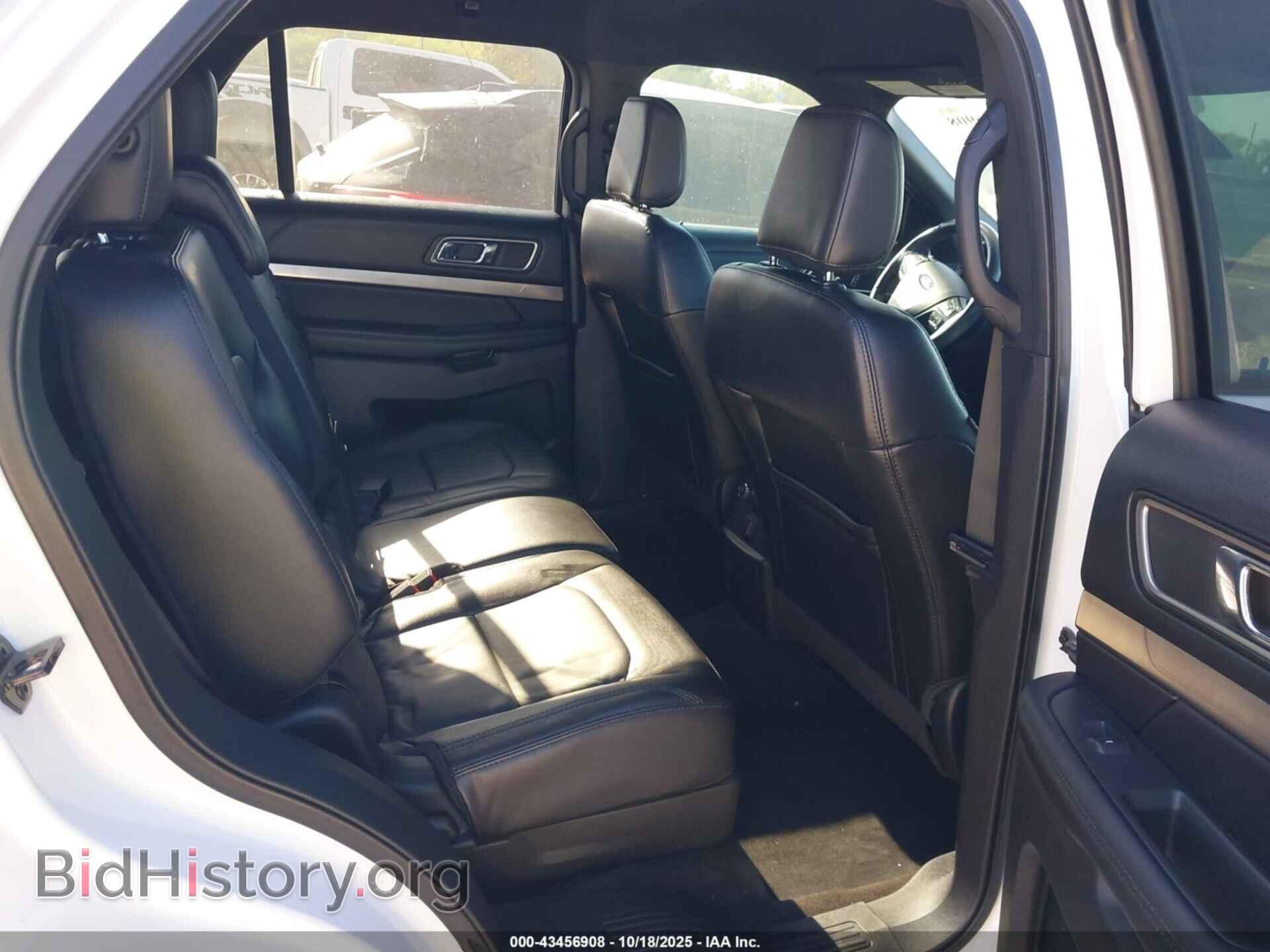 2018 FORD EXPLORER - VIN: 1FM5K7D8XJGB77961 - Photo 8