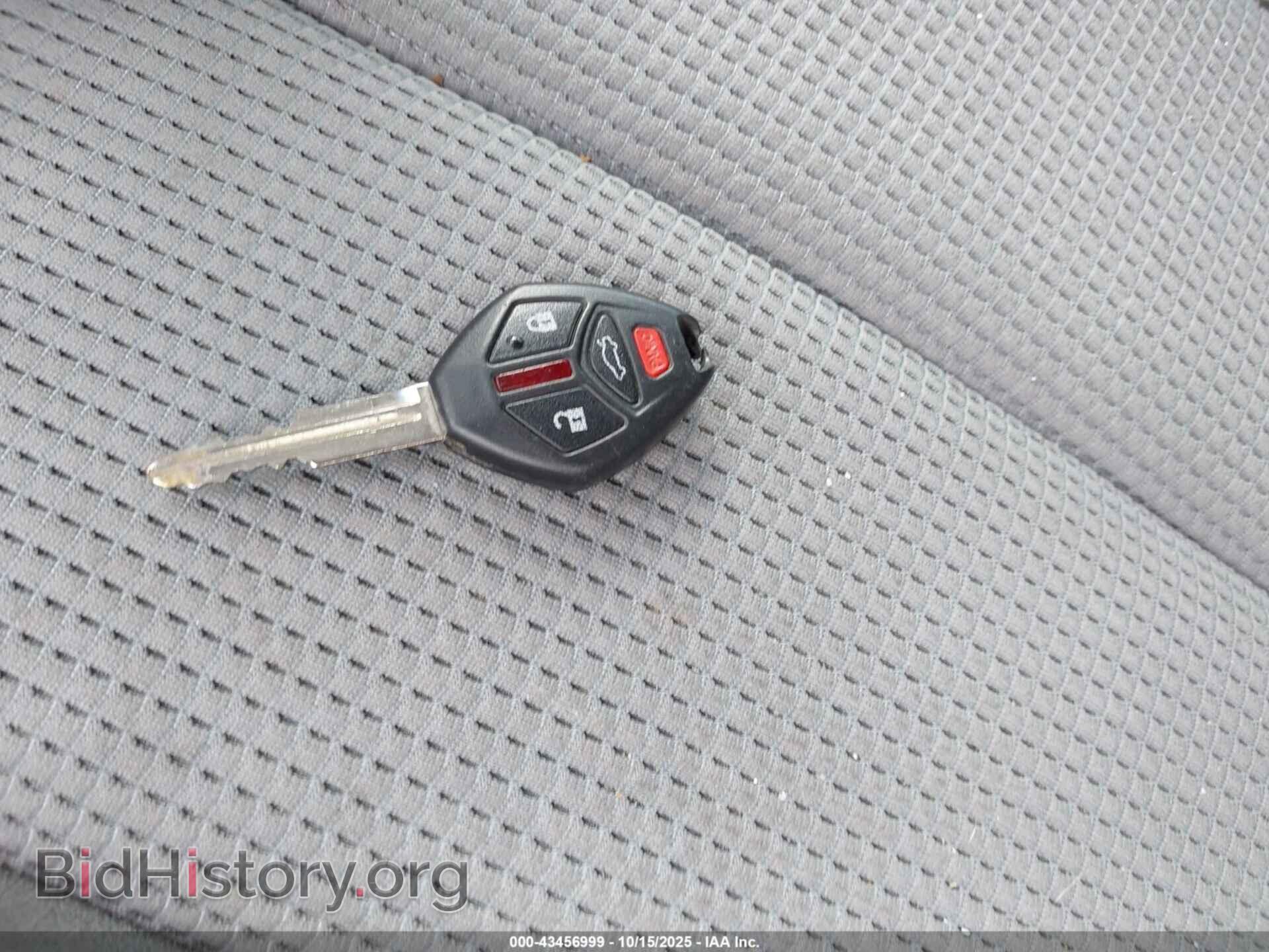 2011 MITSUBISHI ECLIPSE - VIN: 4A31K5DF4BE001052 - Photo 11