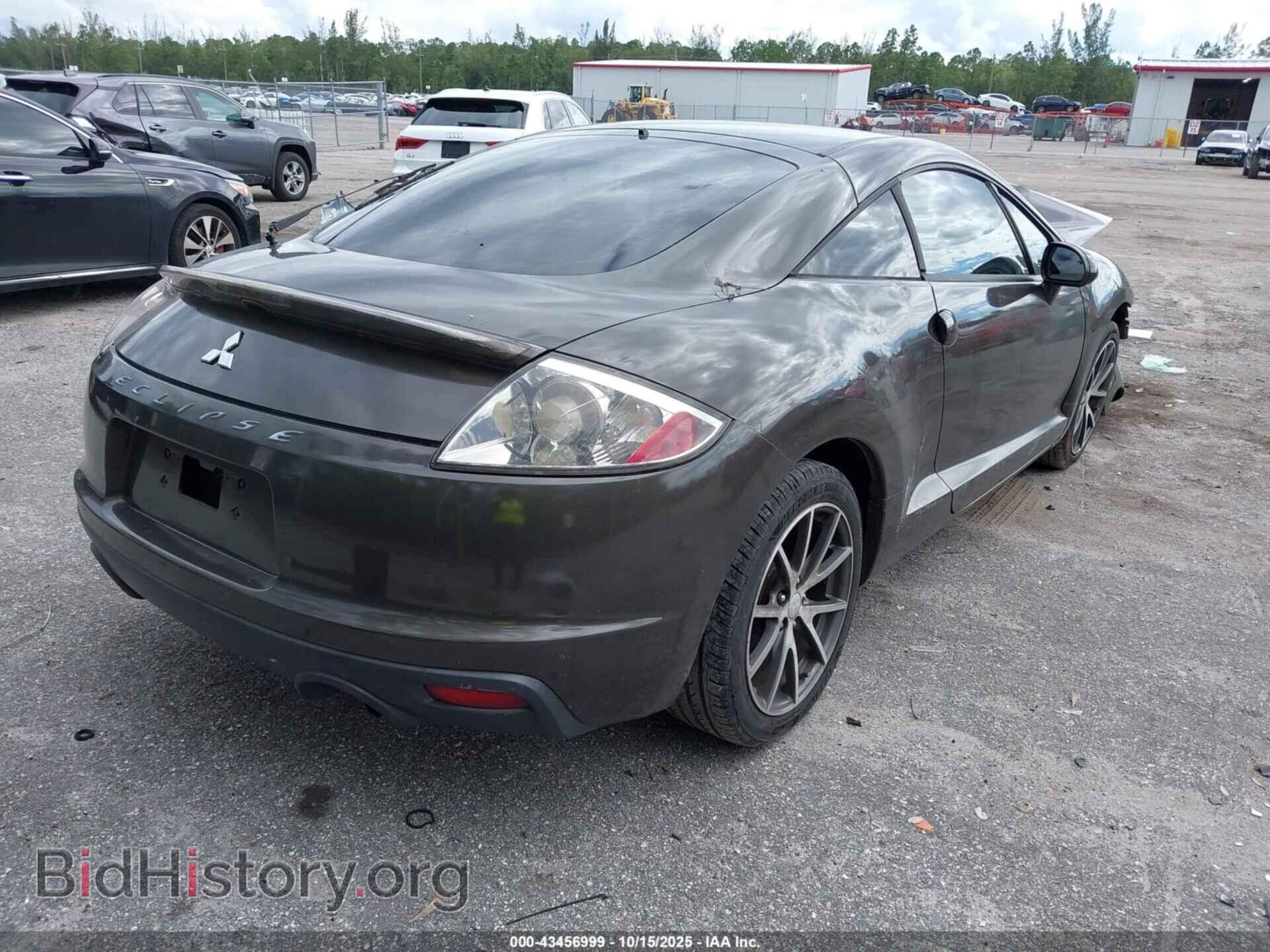 2011 MITSUBISHI ECLIPSE - VIN: 4A31K5DF4BE001052 - Photo 4