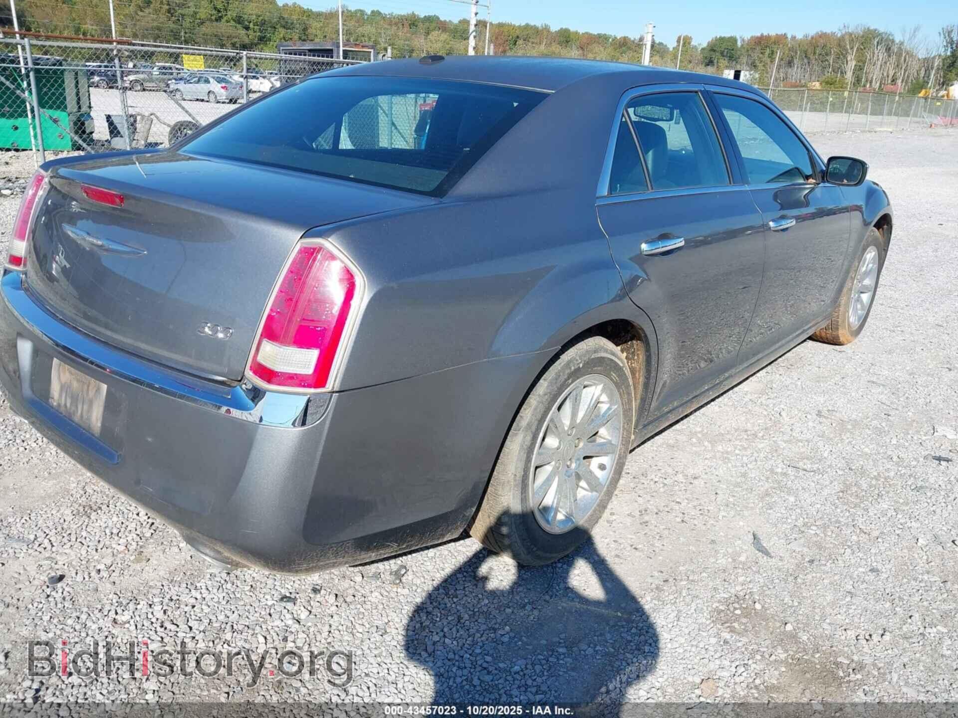 2011 CHRYSLER 300 - VIN: 2C3CA5CG7BH538438 - Photo 4