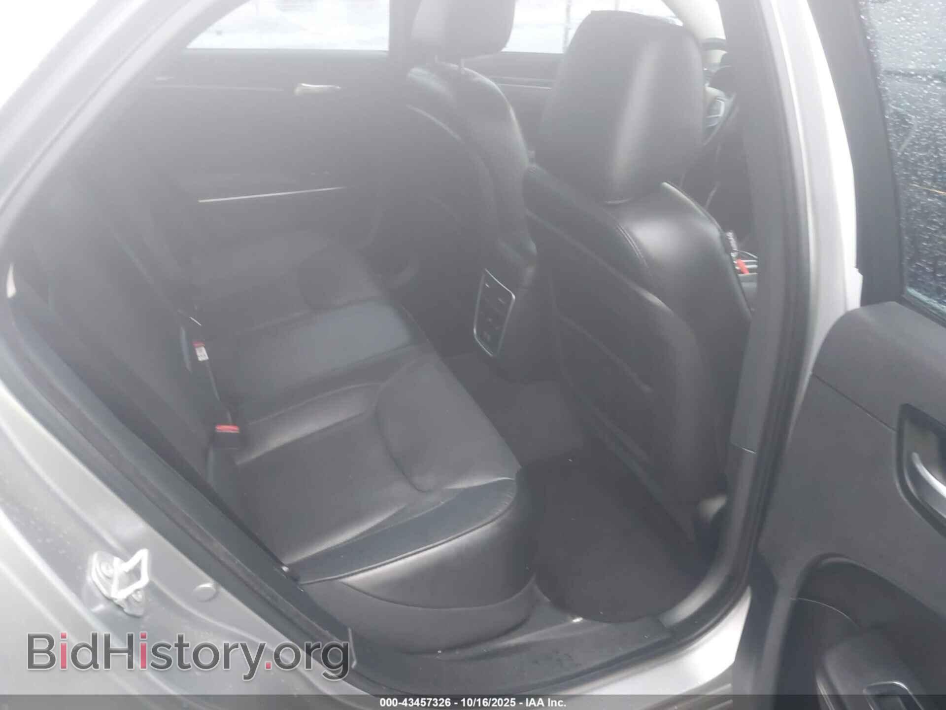 2017 CHRYSLER 300C - VIN: 2C3CCAEG1HH645638 - Фото 8