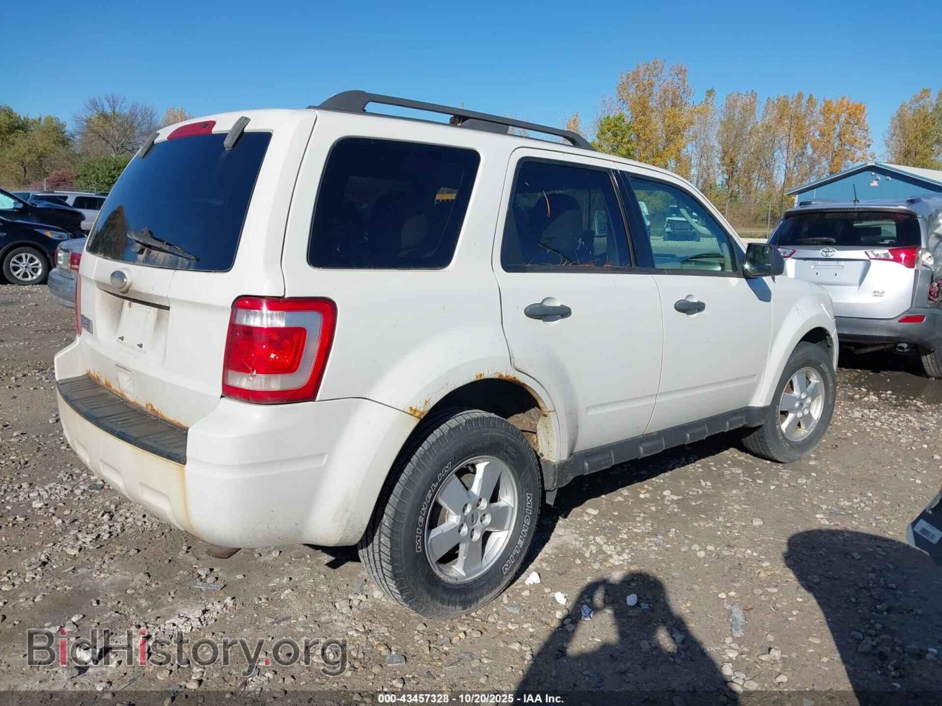 2010 FORD ESCAPE - VIN: 1FMCU9D78AKB95523 - Фото 4