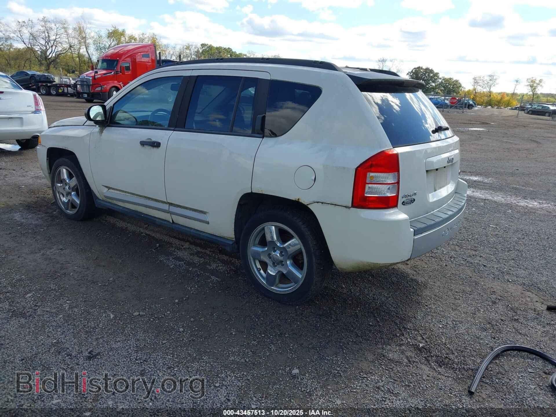 2008 JEEP COMPASS - VIN: 1J8FF57W98D741406 - Фото 3