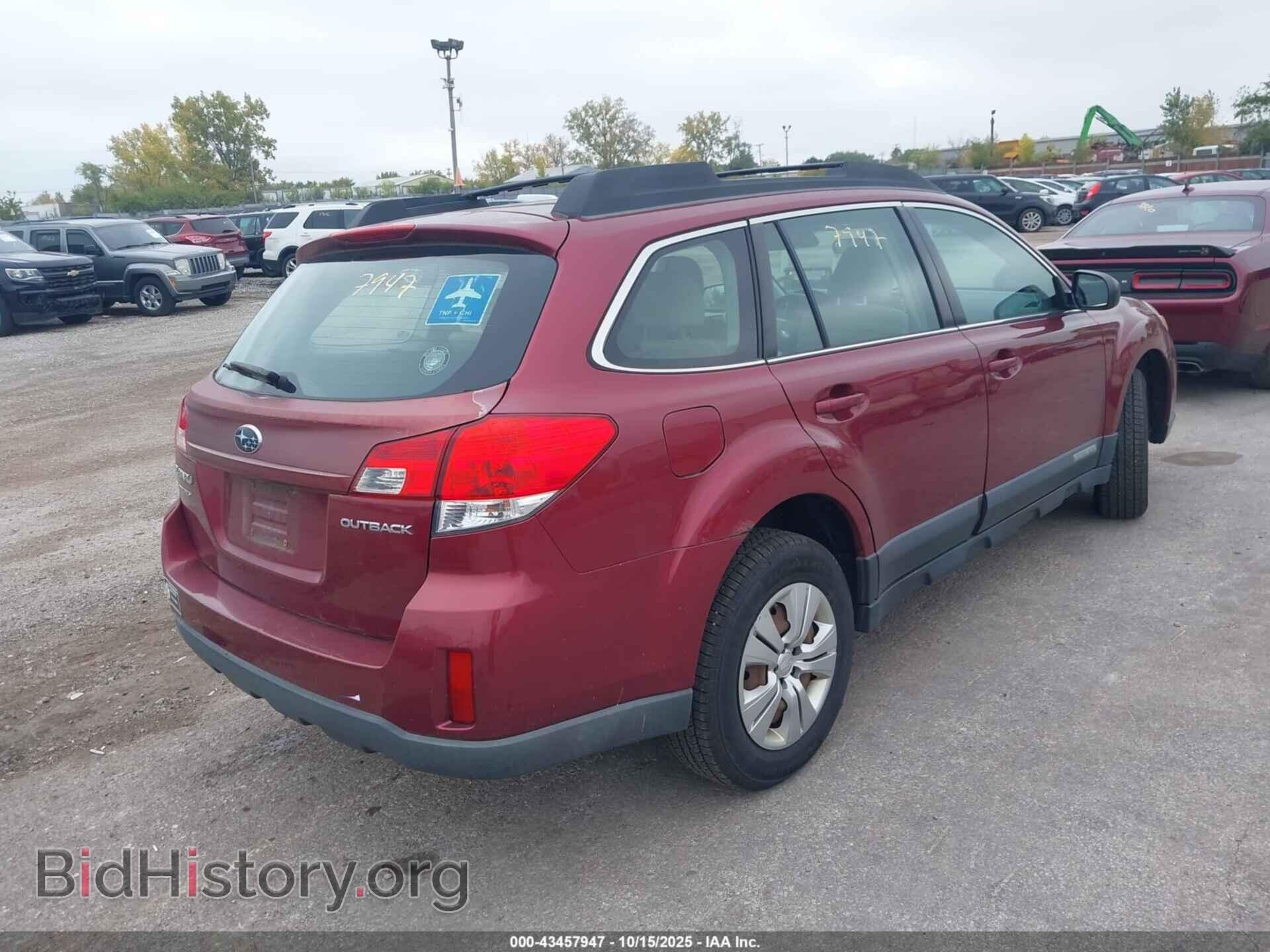 2011 SUBARU OUTBACK - VIN: 4S4BRCAC7B3319529 - Фото 4