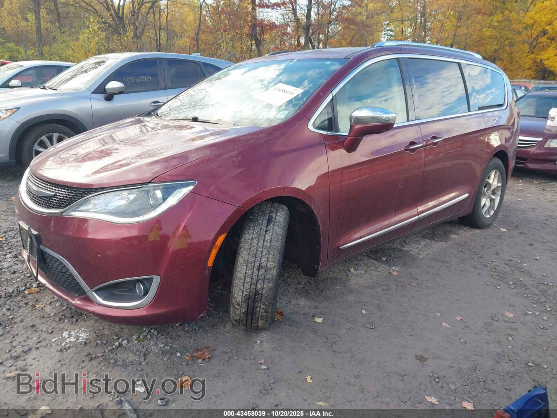 2017 CHRYSLER PACIFICA - VIN: 2C4RC1GG3HR556036 - Photo 2