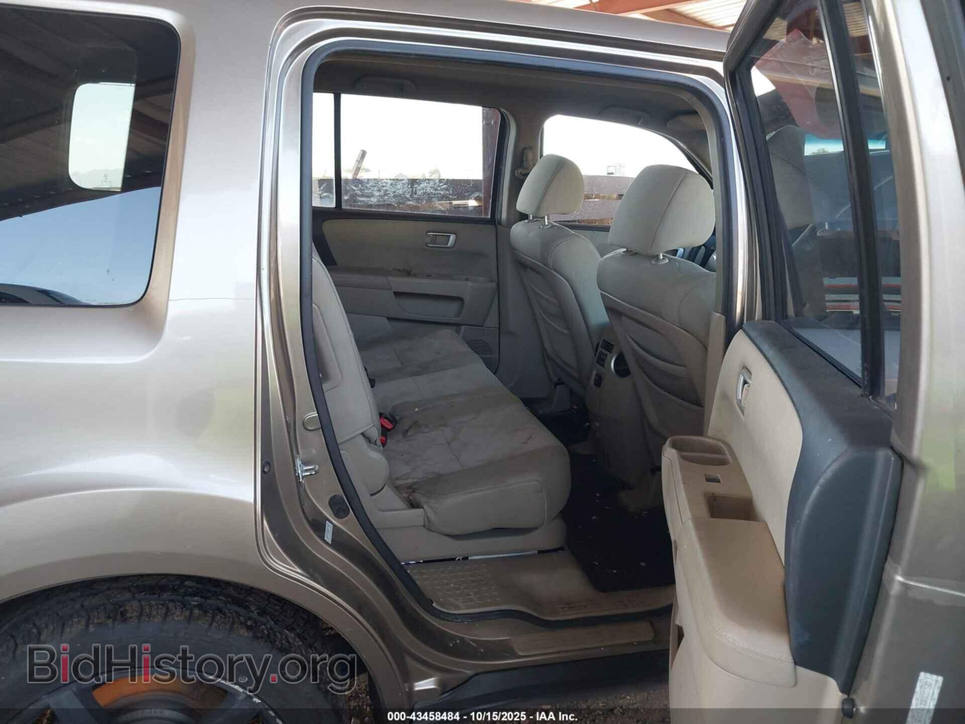 2011 HONDA PILOT - VIN: 5FNYF4H20BB027587 - Фото 8