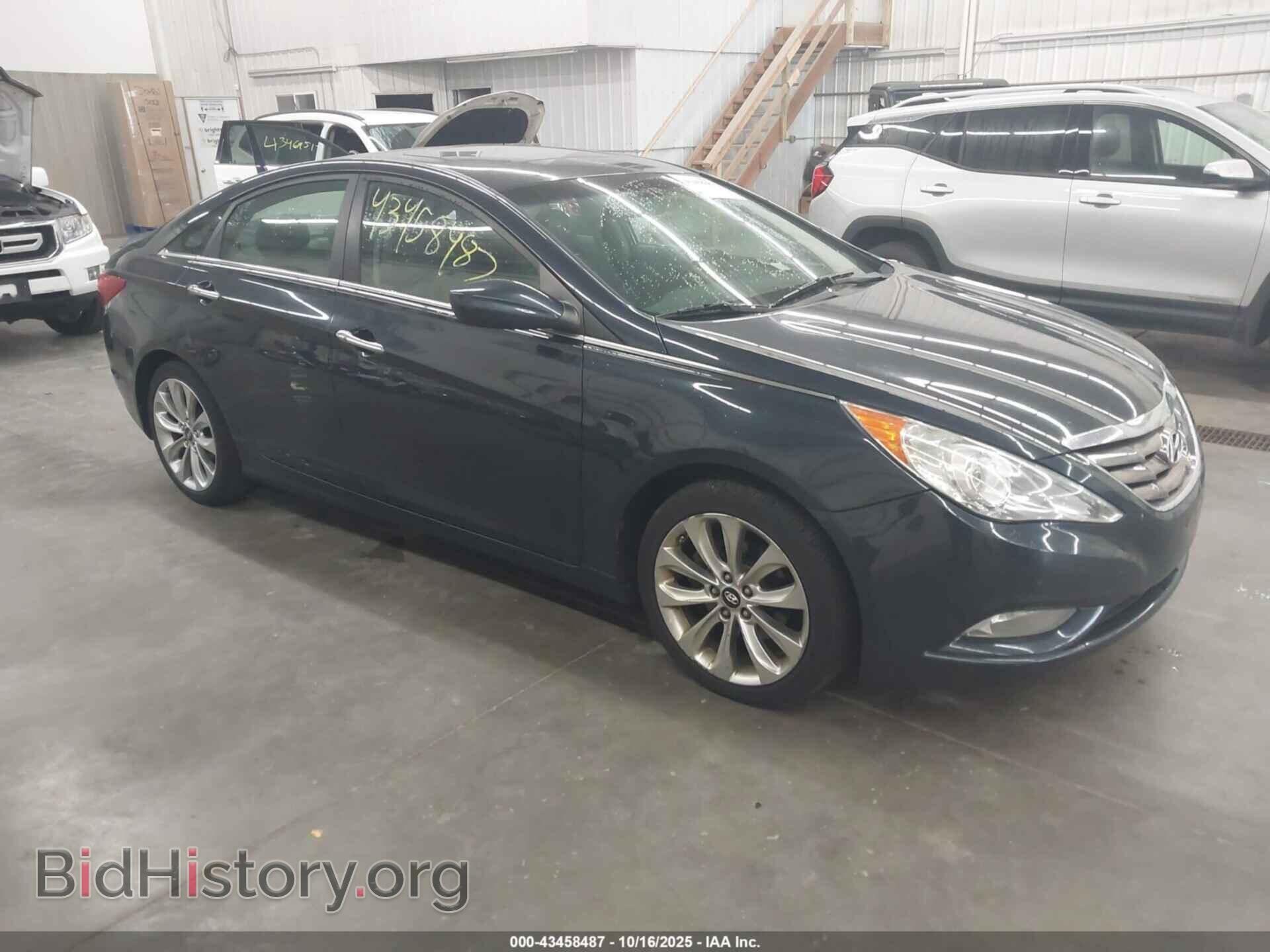 Photo 5NPEC4AC7BH199888 - HYUNDAI SONATA 2011