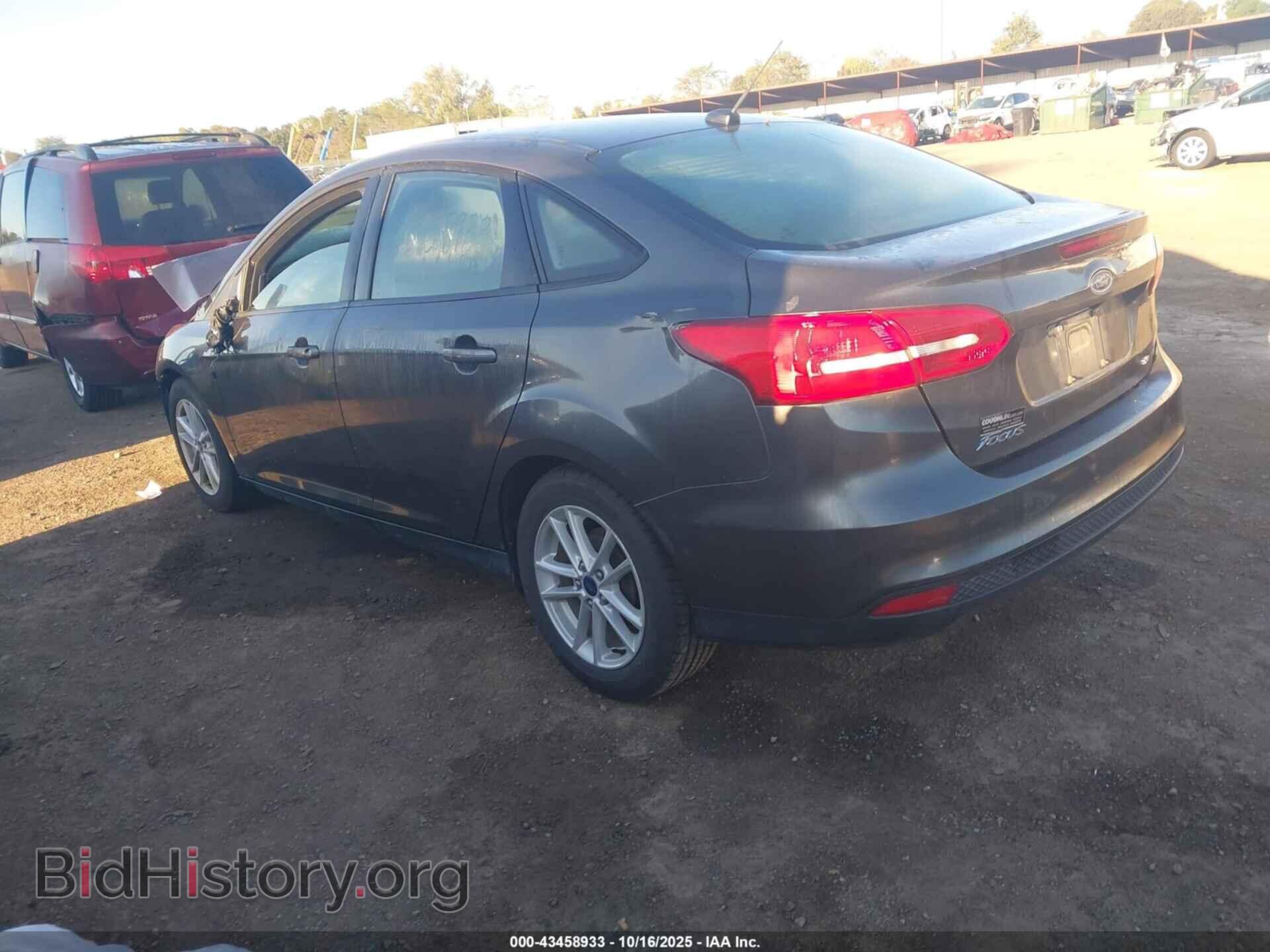 2018 FORD FOCUS - VIN: 1FADP3F20JL301557 - Фото 3