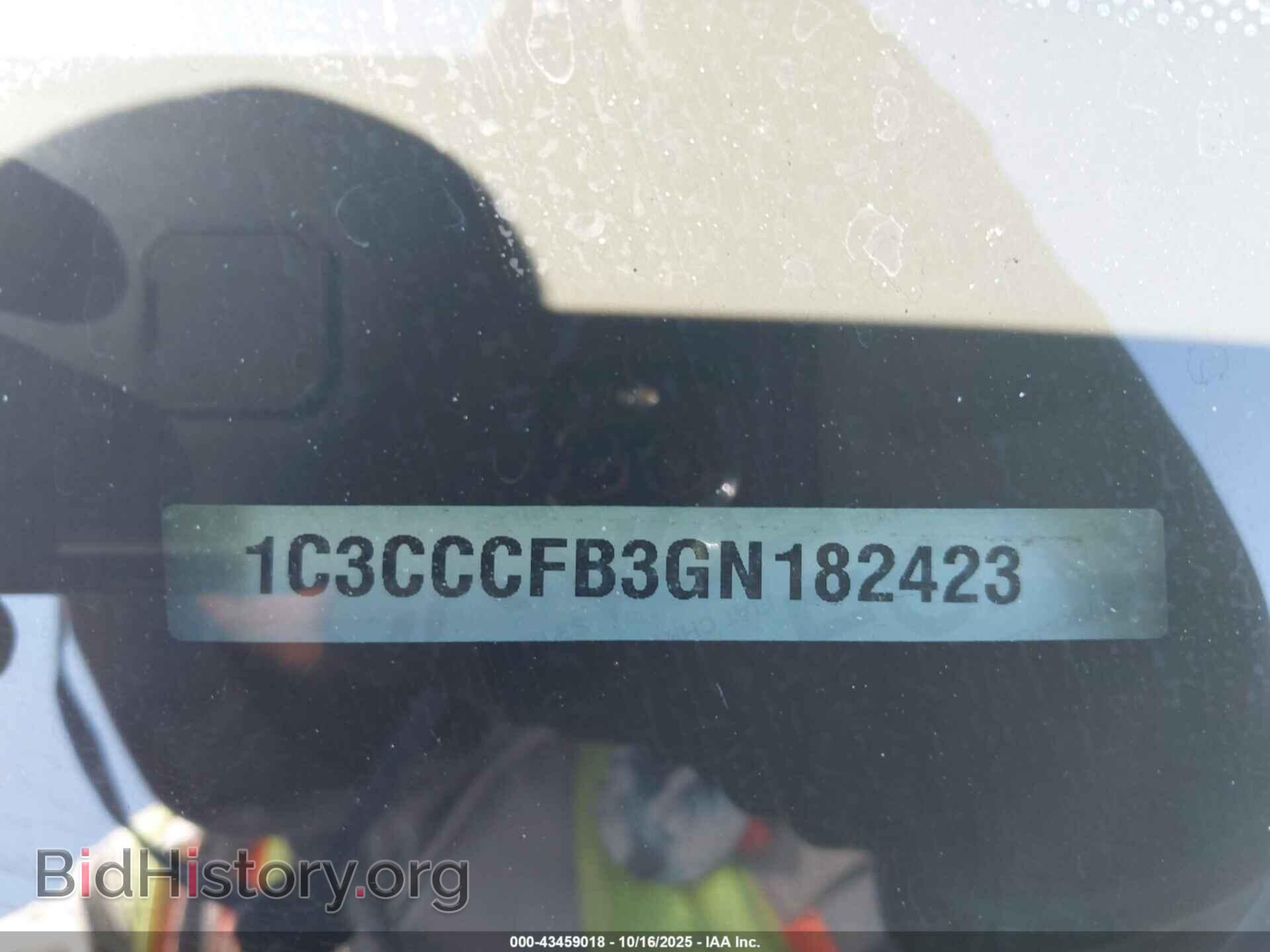 2016 CHRYSLER 200 - VIN: 1C3CCCFB3GN182423 - Фото 9