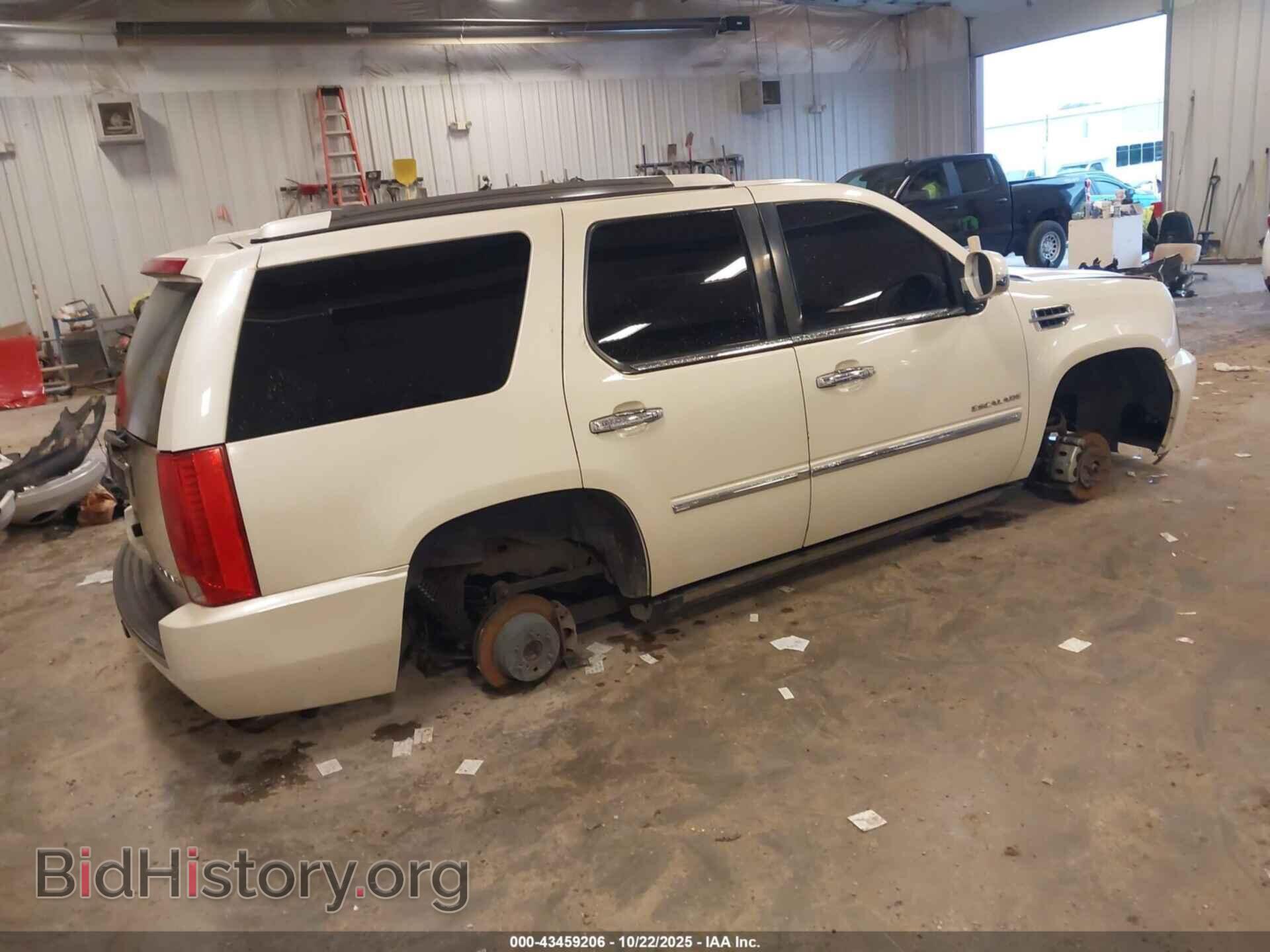 2012 CADILLAC ESCALADE - VIN: 1GYS4DEF7CR172361 - Фото 4