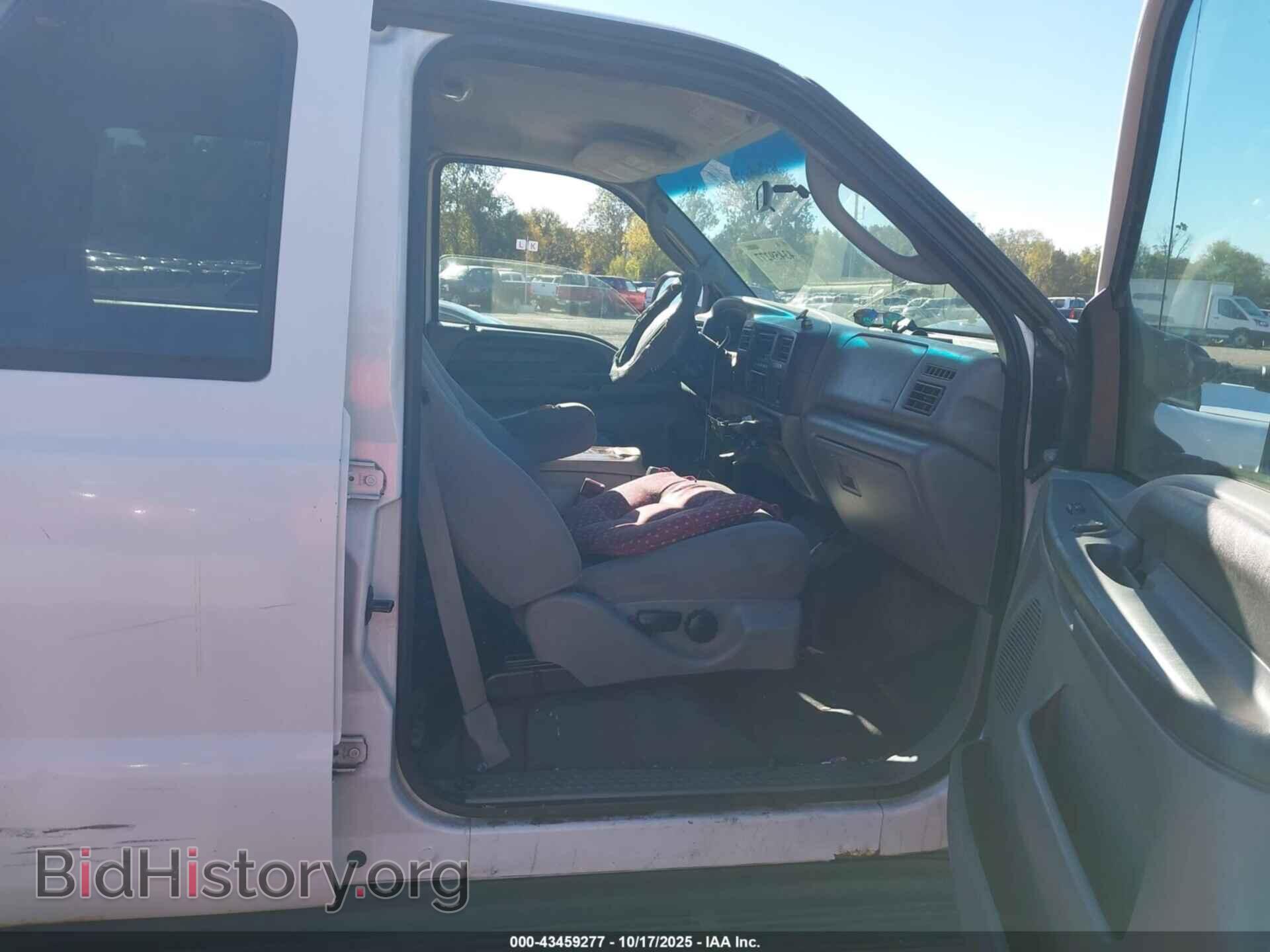 2005 FORD EXCURSION - VIN: 1FMNU41L25ED23983 - Photo 5