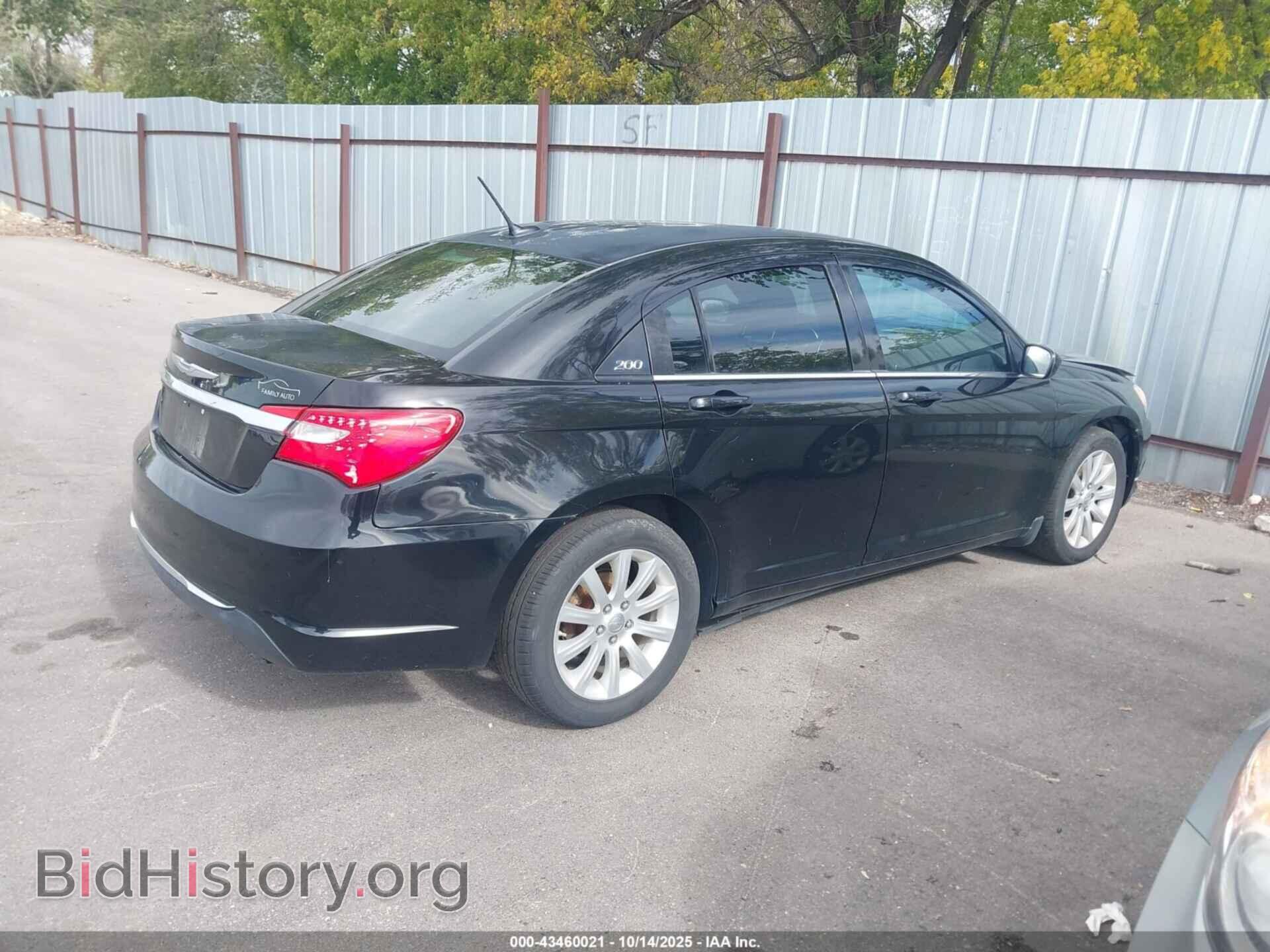 2011 CHRYSLER 200 - VIN: 1C3BC1FB8BN542889 - Фото 4