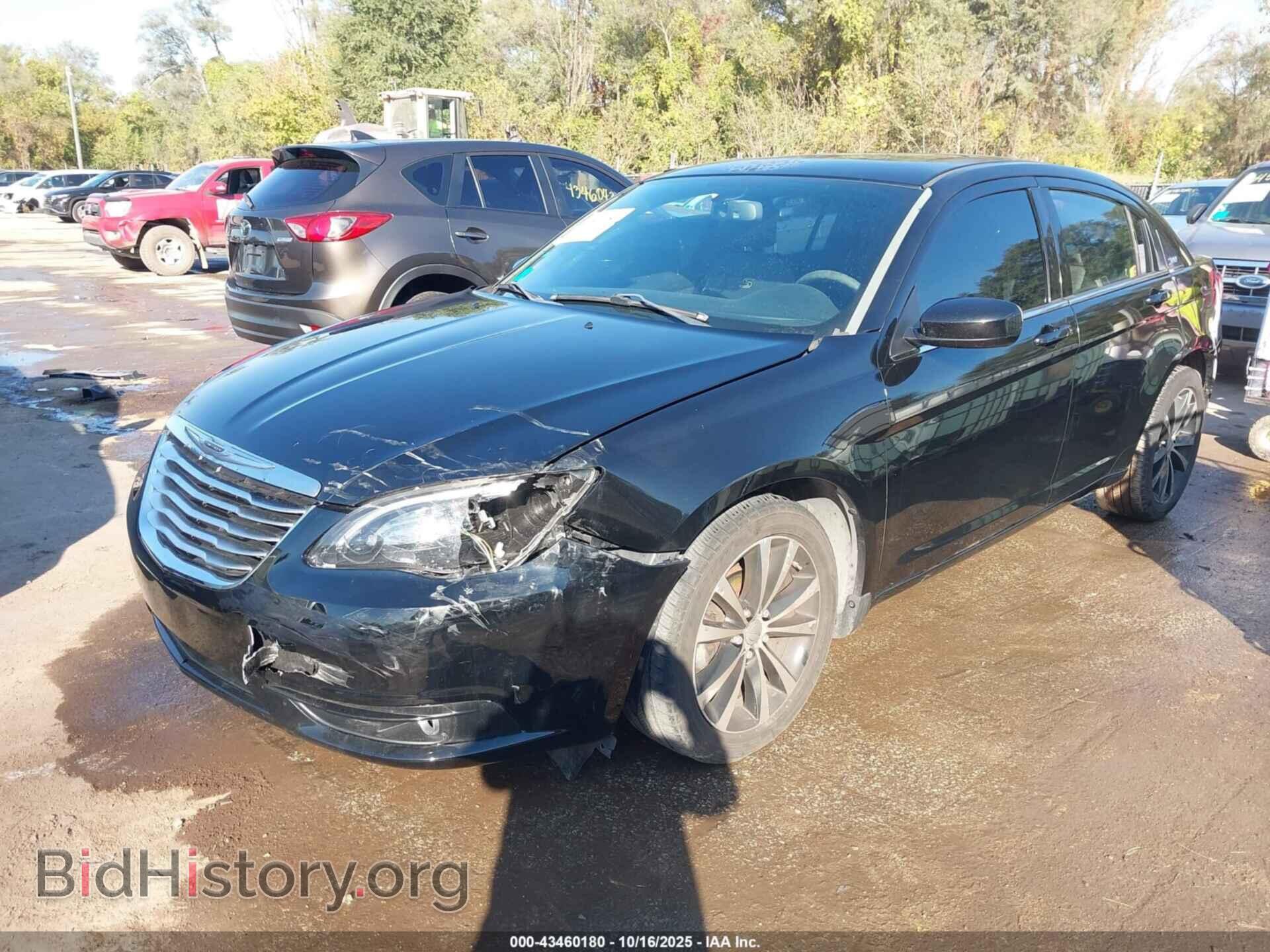 2013 CHRYSLER 200 - VIN: 1C3CCBCG1DN507124 - Фото 2