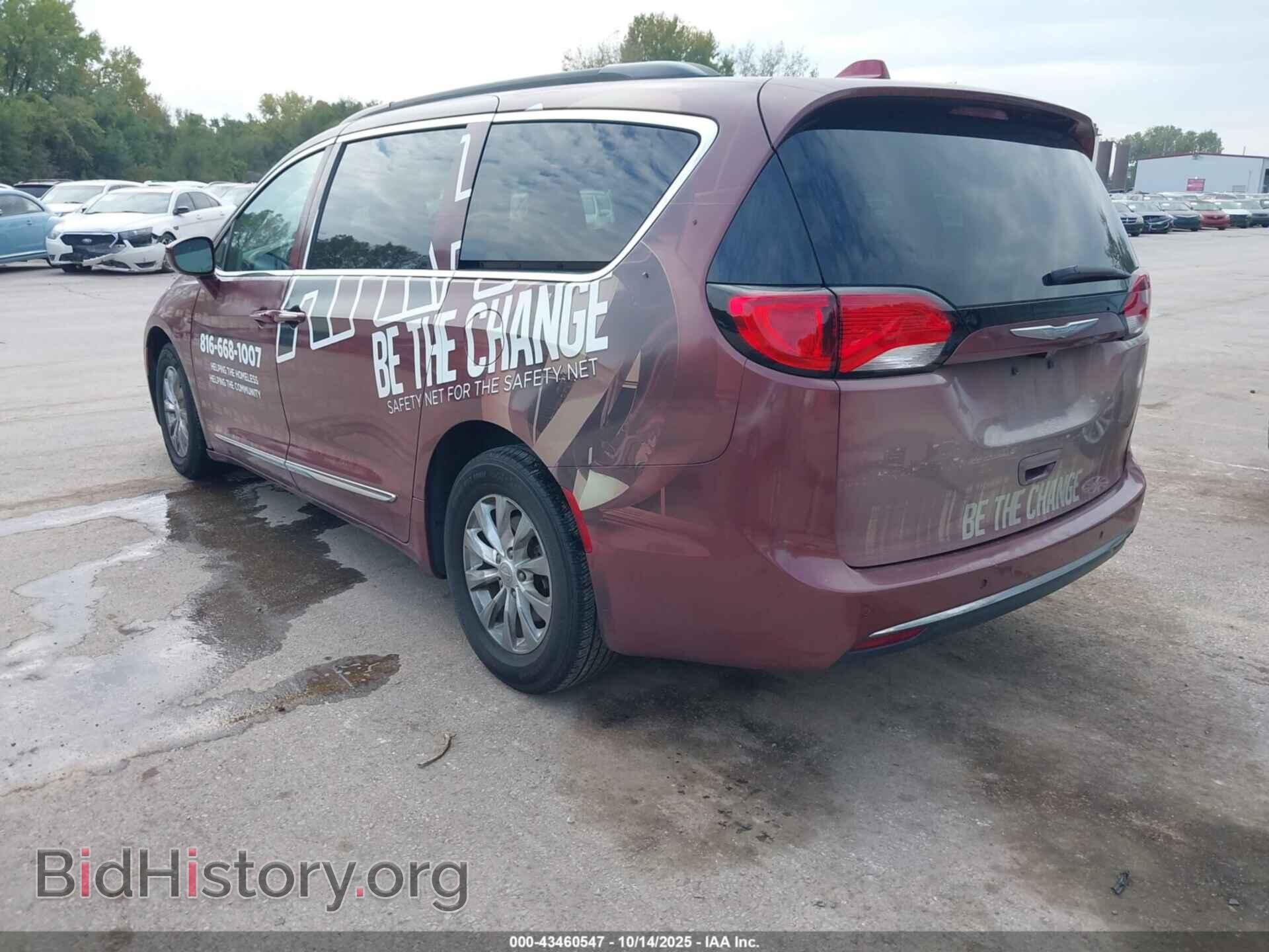 2017 CHRYSLER PACIFICA - VIN: 2C4RC1BG0HR720642 - Фото 3