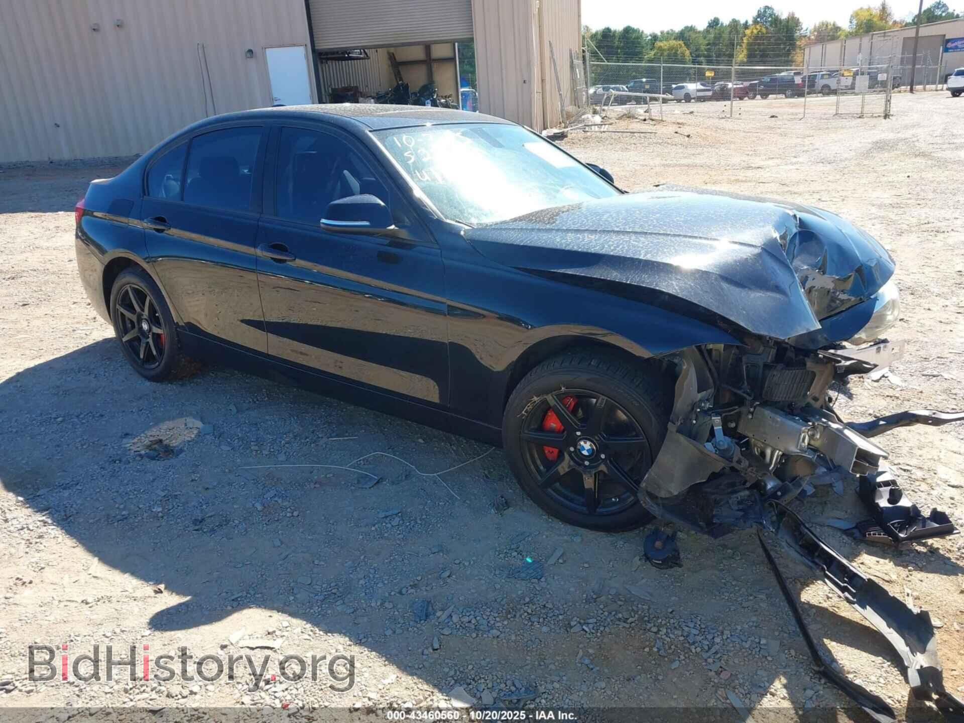 Photo WBA8E1G58GNU11443 - BMW 320I 2016