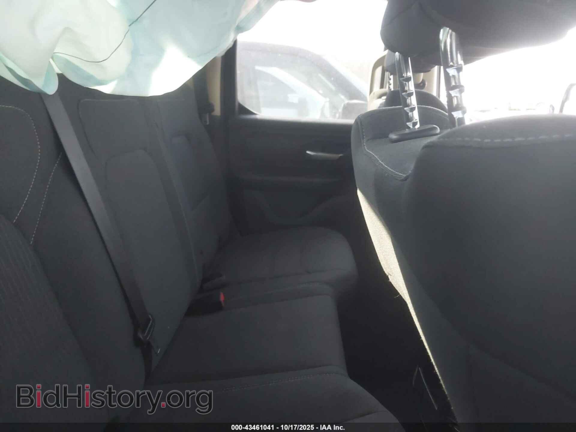 2019 RAM 1500 - VIN: 1C6SRFCTXKN601842 - Фото 8