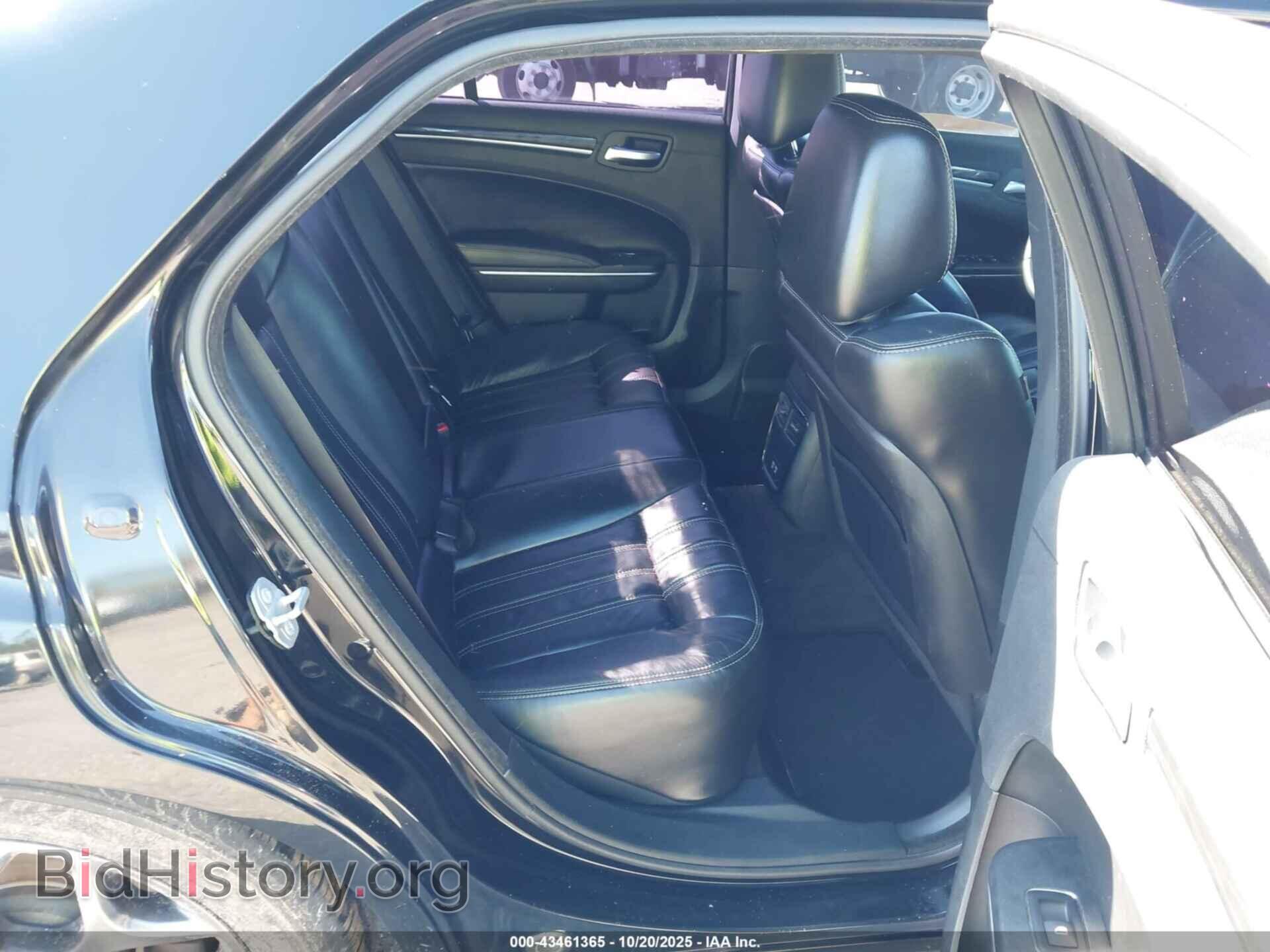 2018 CHRYSLER 300 - VIN: 2C3CCAGG3JH146245 - Фото 8