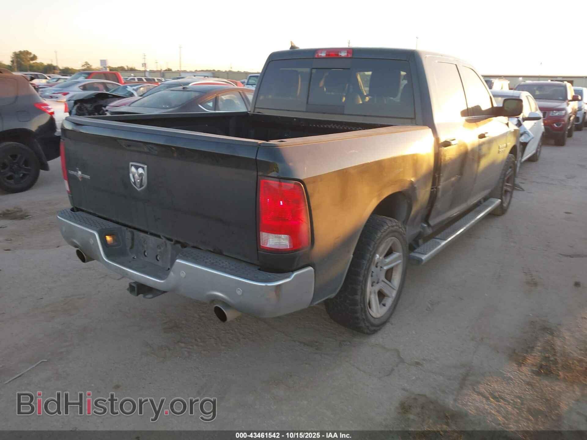 2018 RAM 1500 - VIN: 1C6RR6LT1JS245229 - Фото 4
