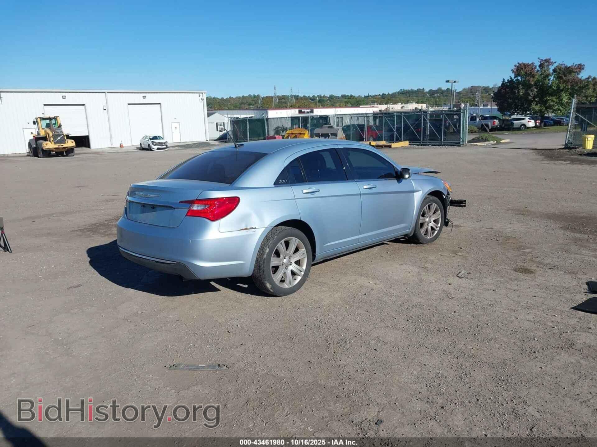 2012 CHRYSLER 200 - VIN: 1C3CCBBB4CN299051 - Photo 4