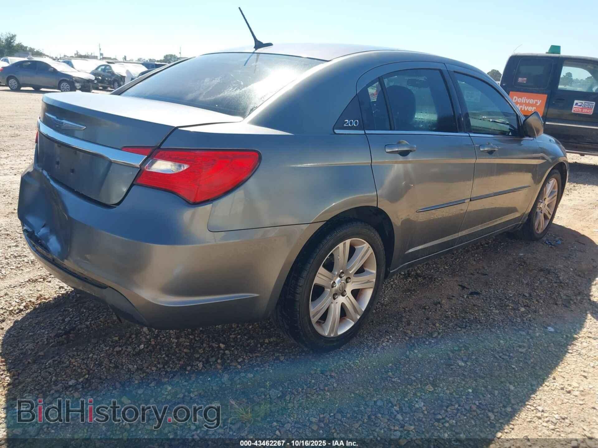 2013 CHRYSLER 200 - VIN: 1C3CCBBB1DN714330 - Фото 4