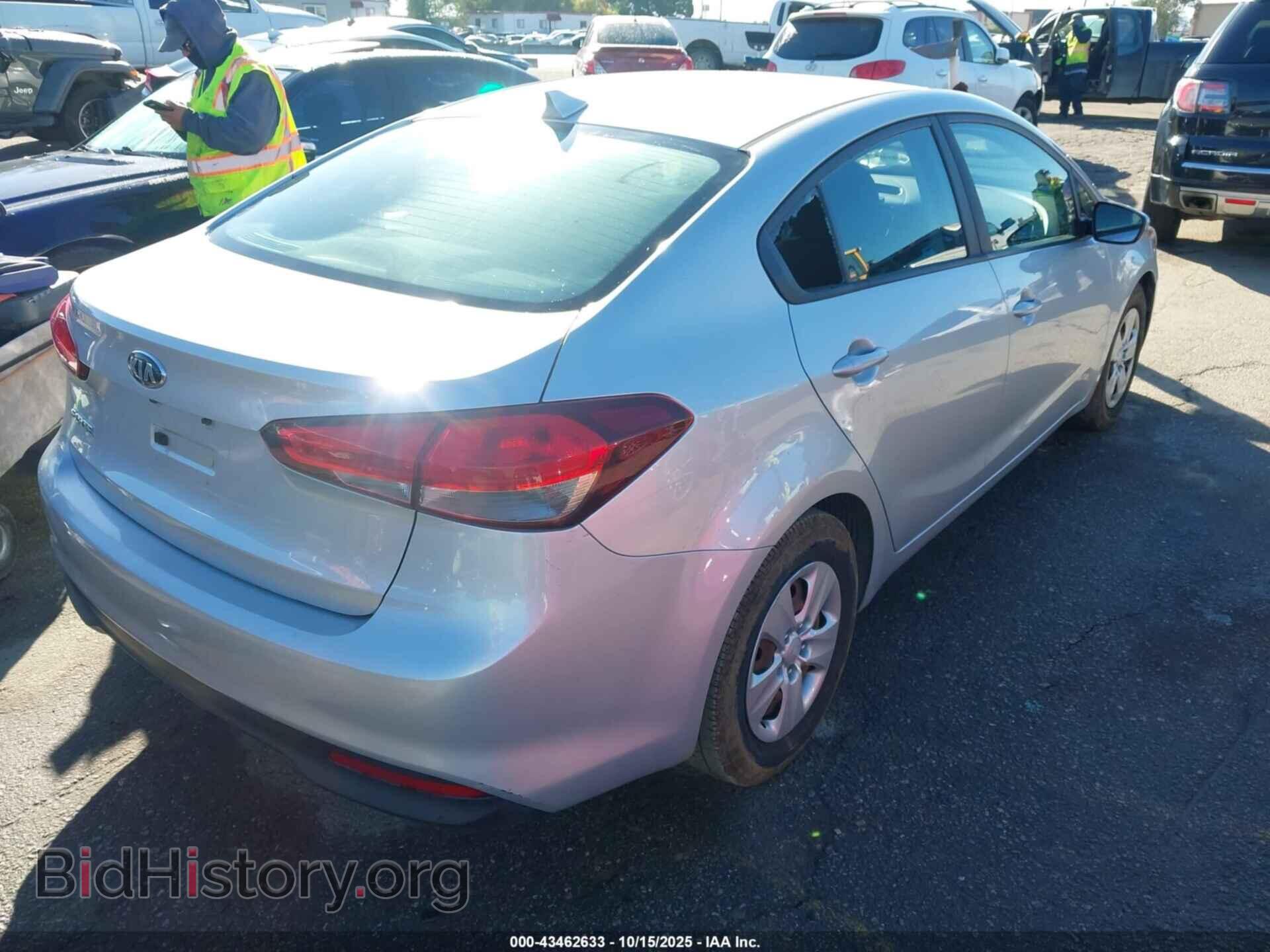 2017 KIA FORTE - VIN: 3KPFL4A77HE014629 - Фото 4