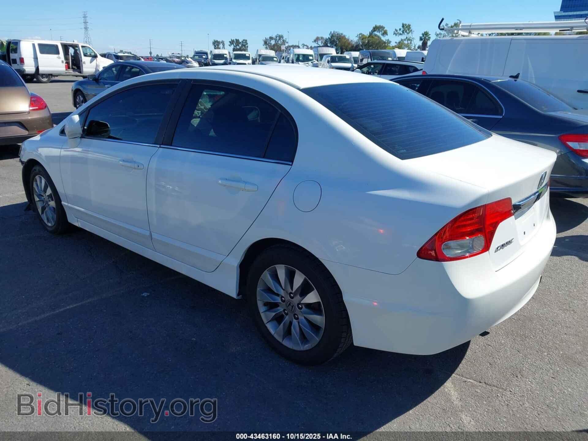 2010 HONDA CIVIC - VIN: 19XFA1F84AE079210 - Фото 3