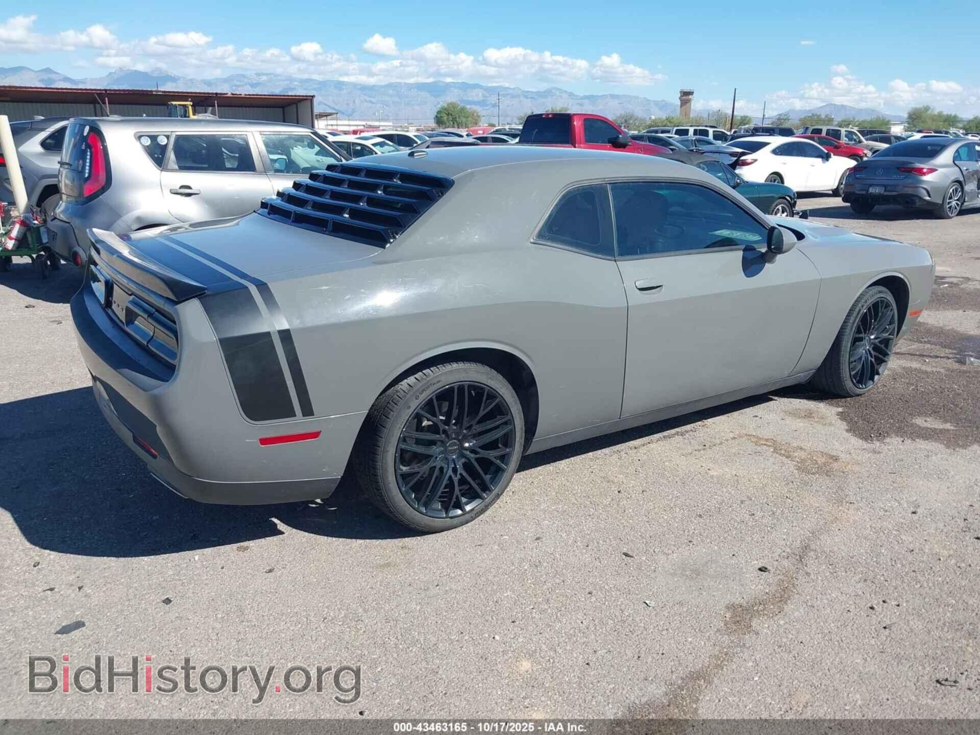 2017 DODGE CHALLENGER - VIN: 2C3CDZAG3HH651460 - Photo 4