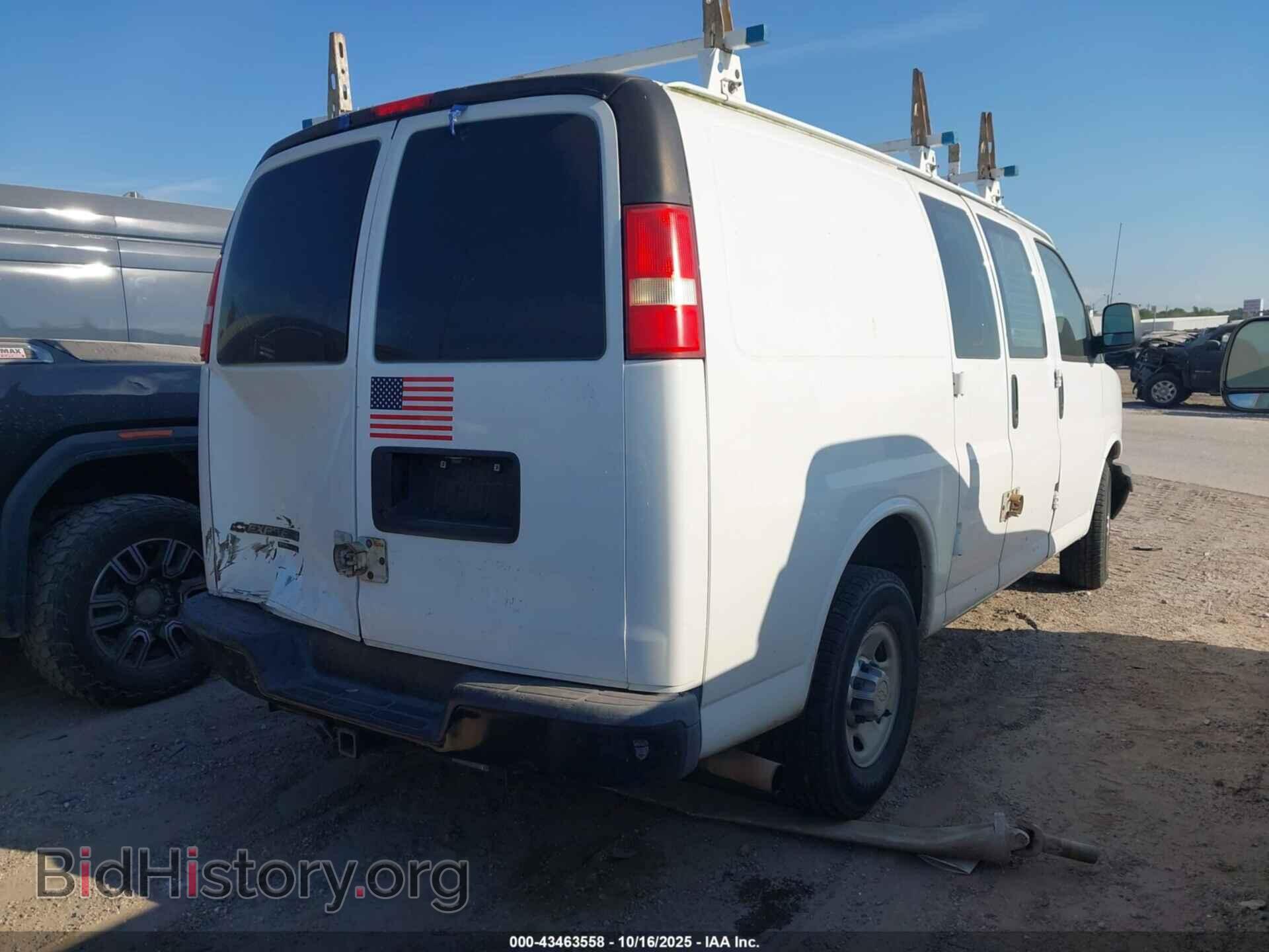2014 CHEVROLET EXPRESS 2500 - VIN: 1GCWGFCA2E1156815 - Фото 4