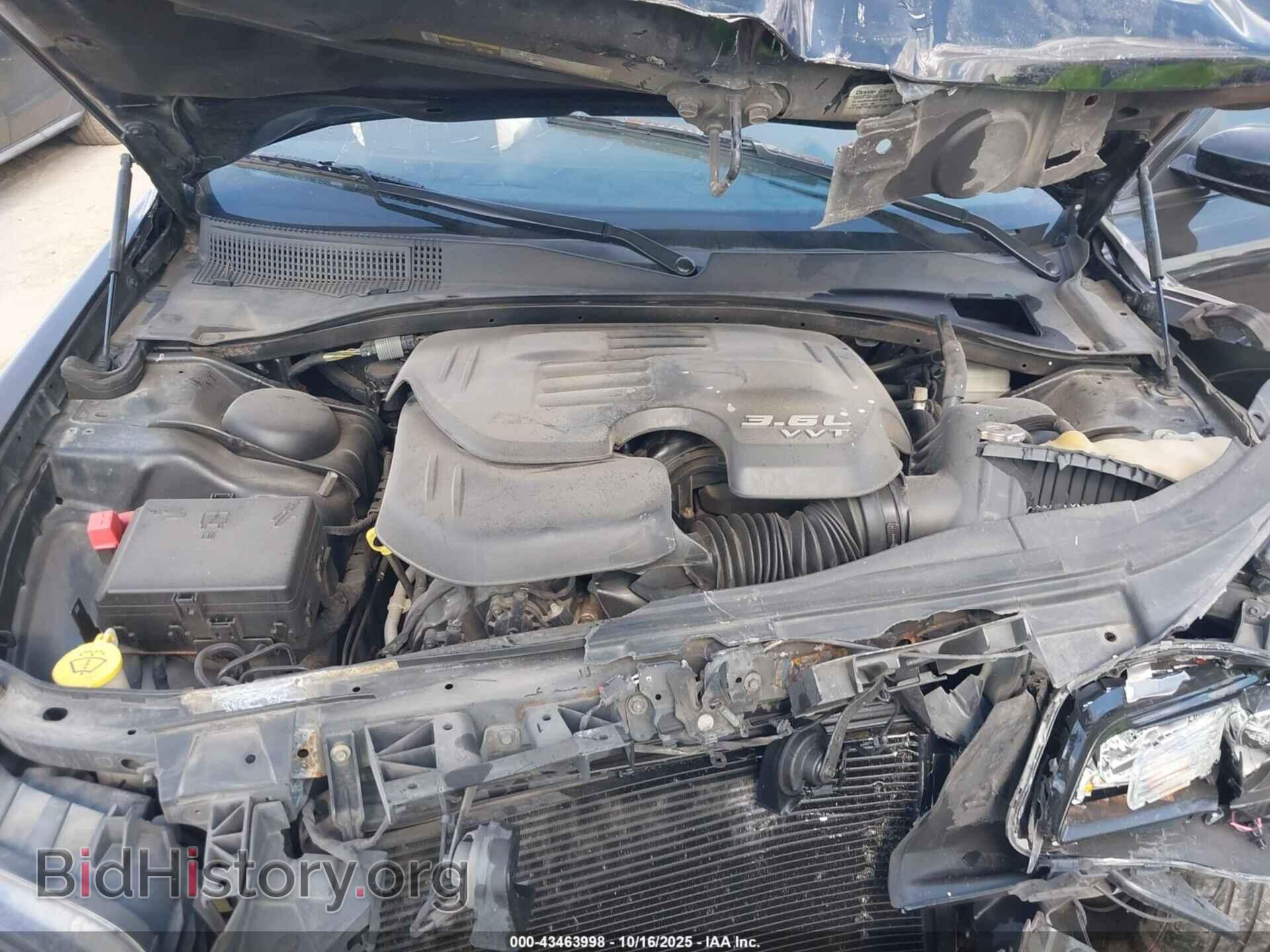 2014 CHRYSLER 300 - VIN: 2C3CCAGG7EH384346 - Фото 10