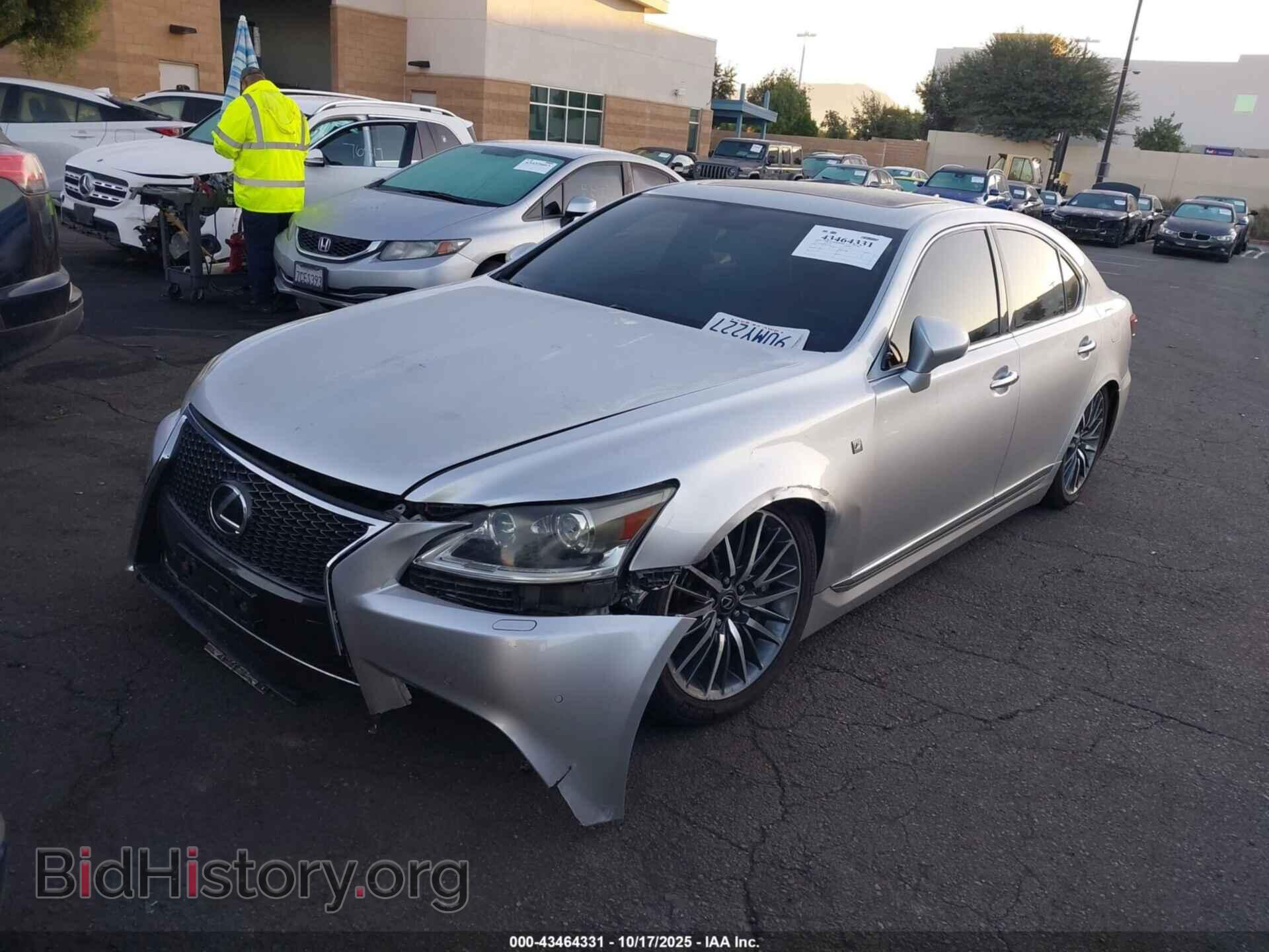 2013 LEXUS LS 460 - VIN: JTHBL5EF9D5117352 - Photo 2
