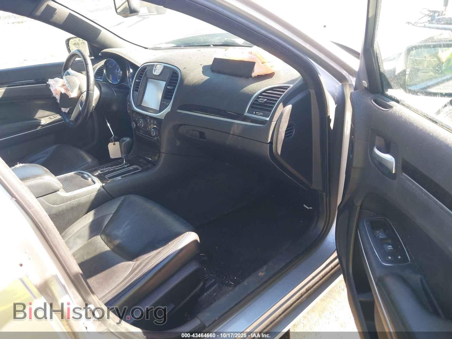 2011 CHRYSLER 300 - VIN: 2C3CA5CG8BH522541 - Фото 5