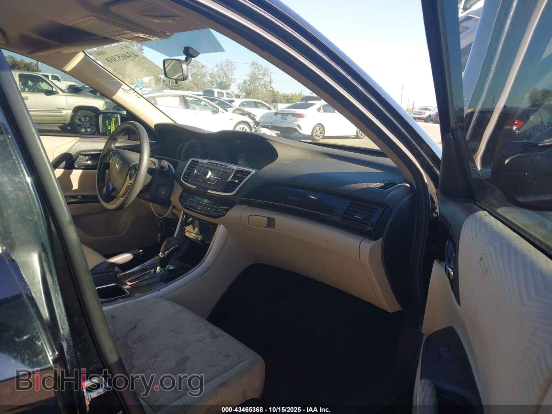 2017 HONDA ACCORD - VIN: 1HGCR2F30HA132425 - Фото 5