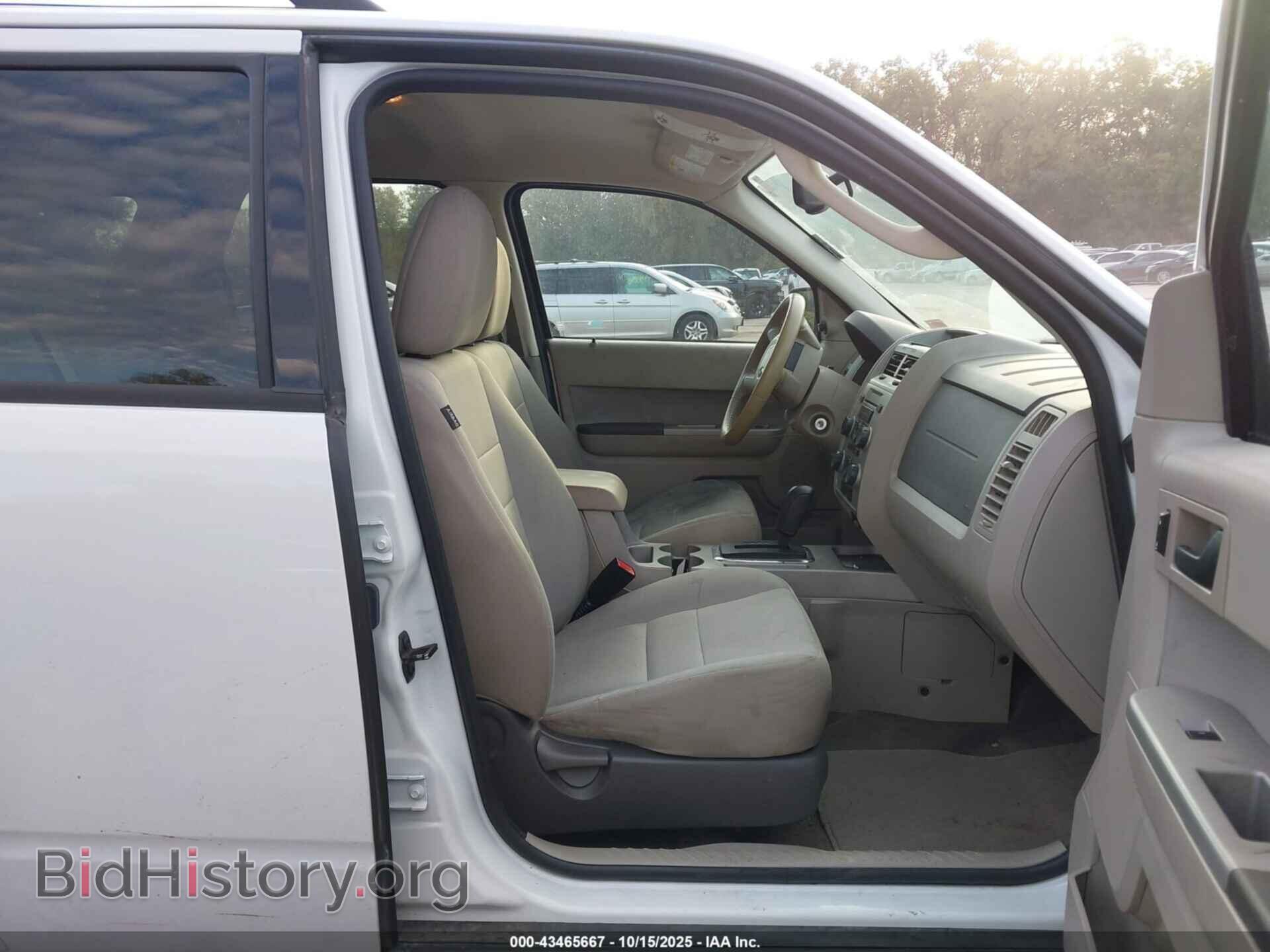 2011 FORD ESCAPE - VIN: 1FMCU9D79BKB98805 - Фото 5