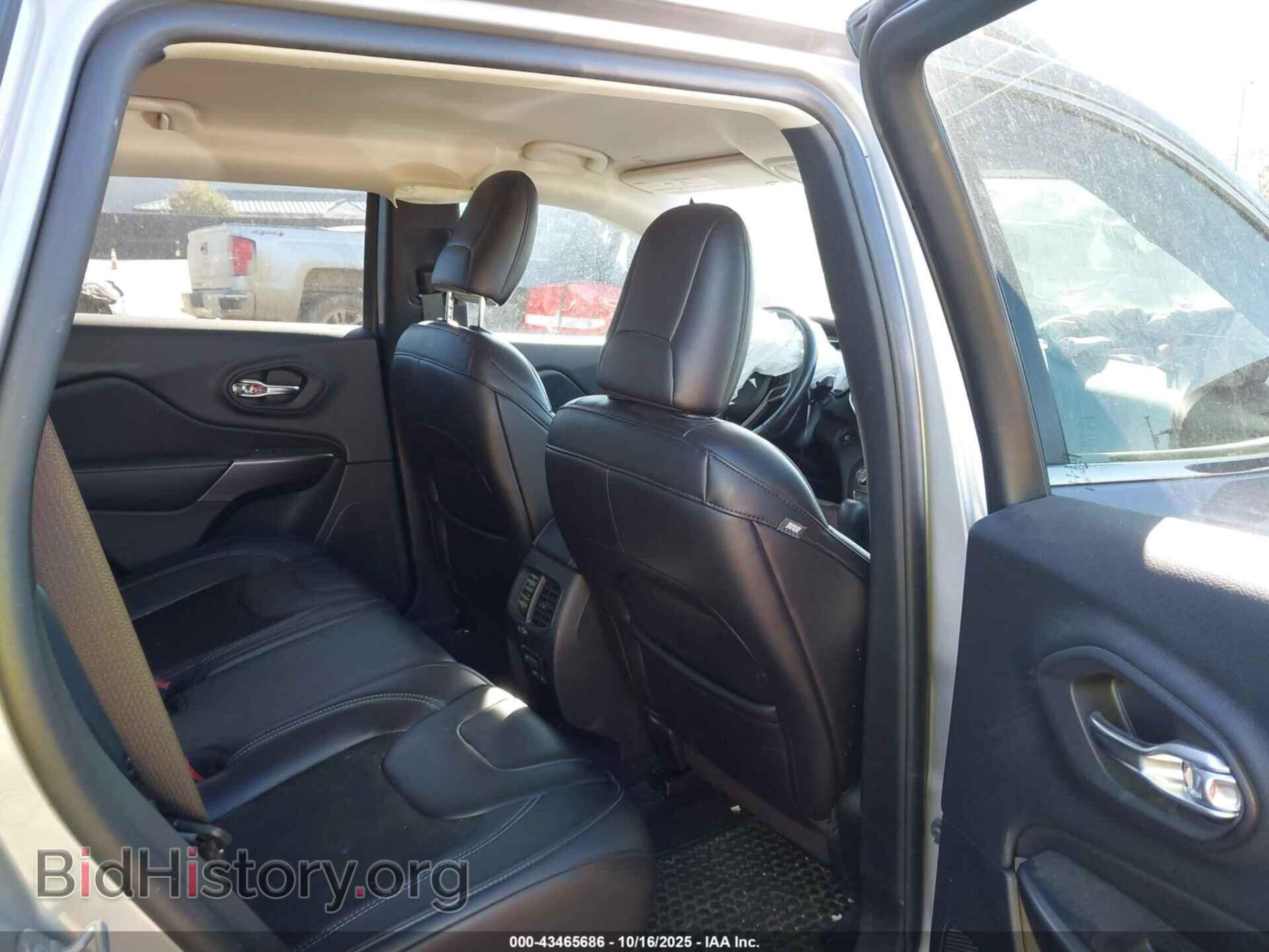 2019 JEEP CHEROKEE - VIN: 1C4PJMLB6KD306339 - Фото 8