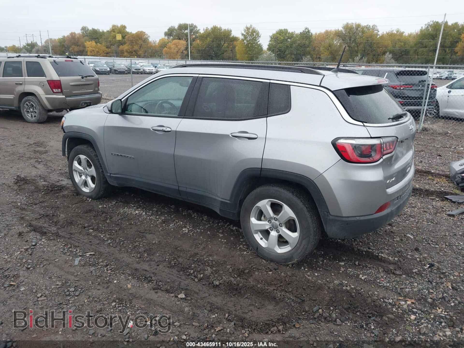 2018 JEEP COMPASS - VIN: 3C4NJDBBXJT350152 - Фото 3