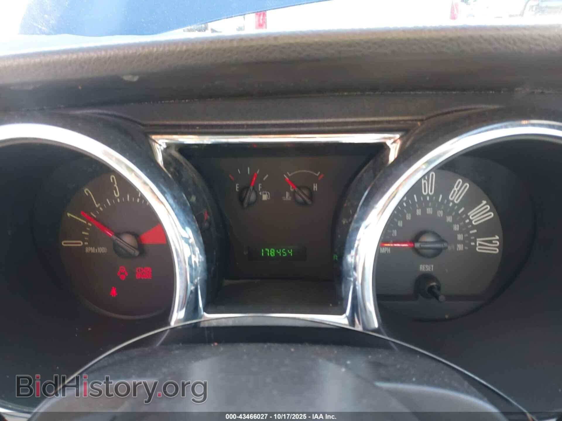 2005 FORD MUSTANG - VIN: 1ZVFT84N655254180 - Фото 7