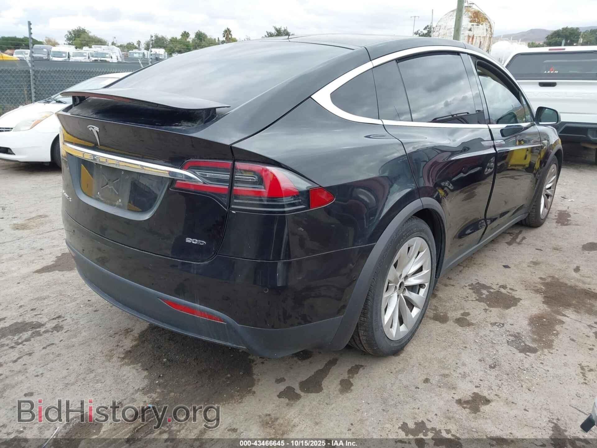 2016 TESLA MODEL X - VIN: 5YJXCAE20GF016555 - Photo 4