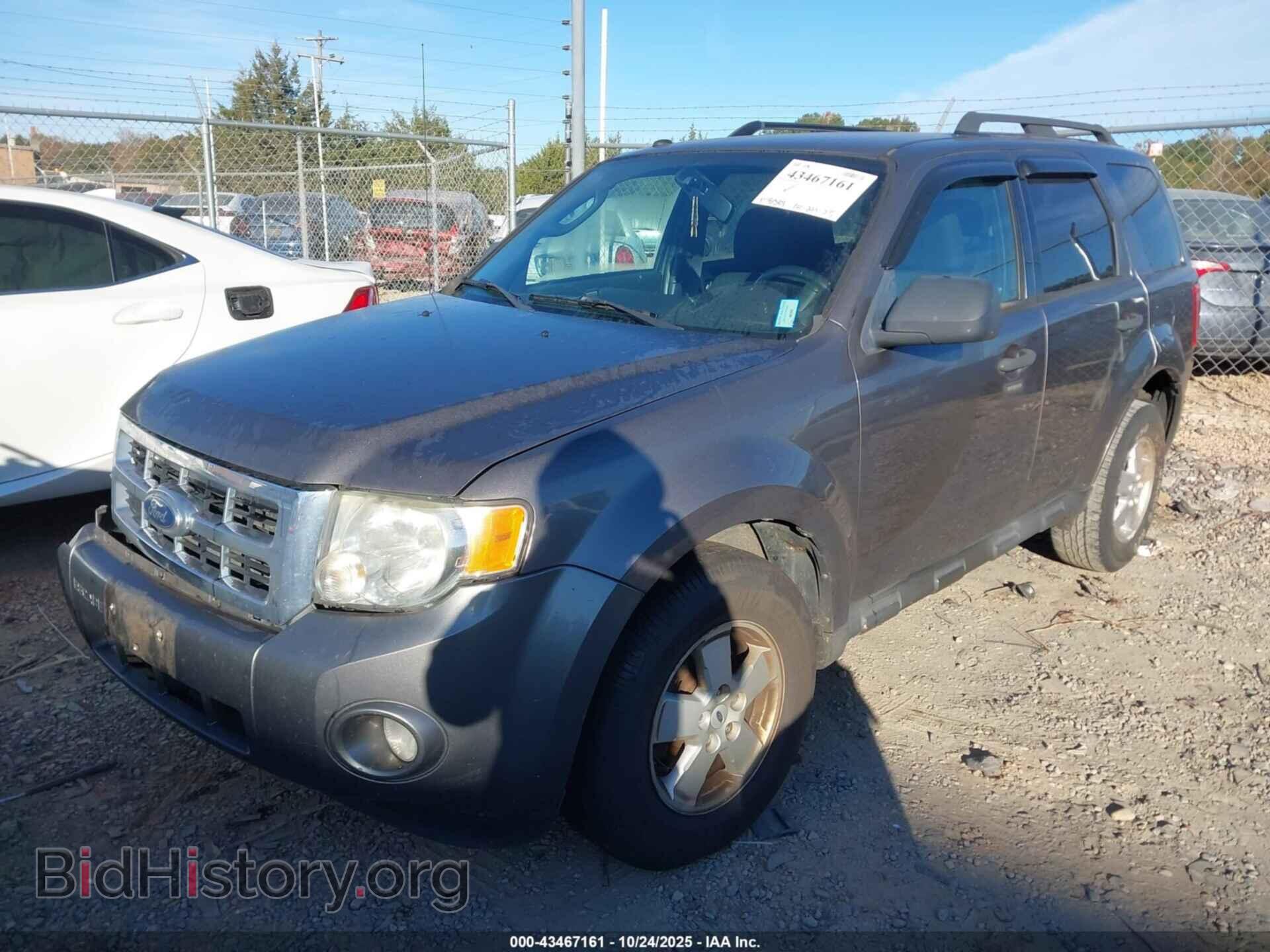 2010 FORD ESCAPE - VIN: 1FMCU0D73AKA93302 - Фото 2