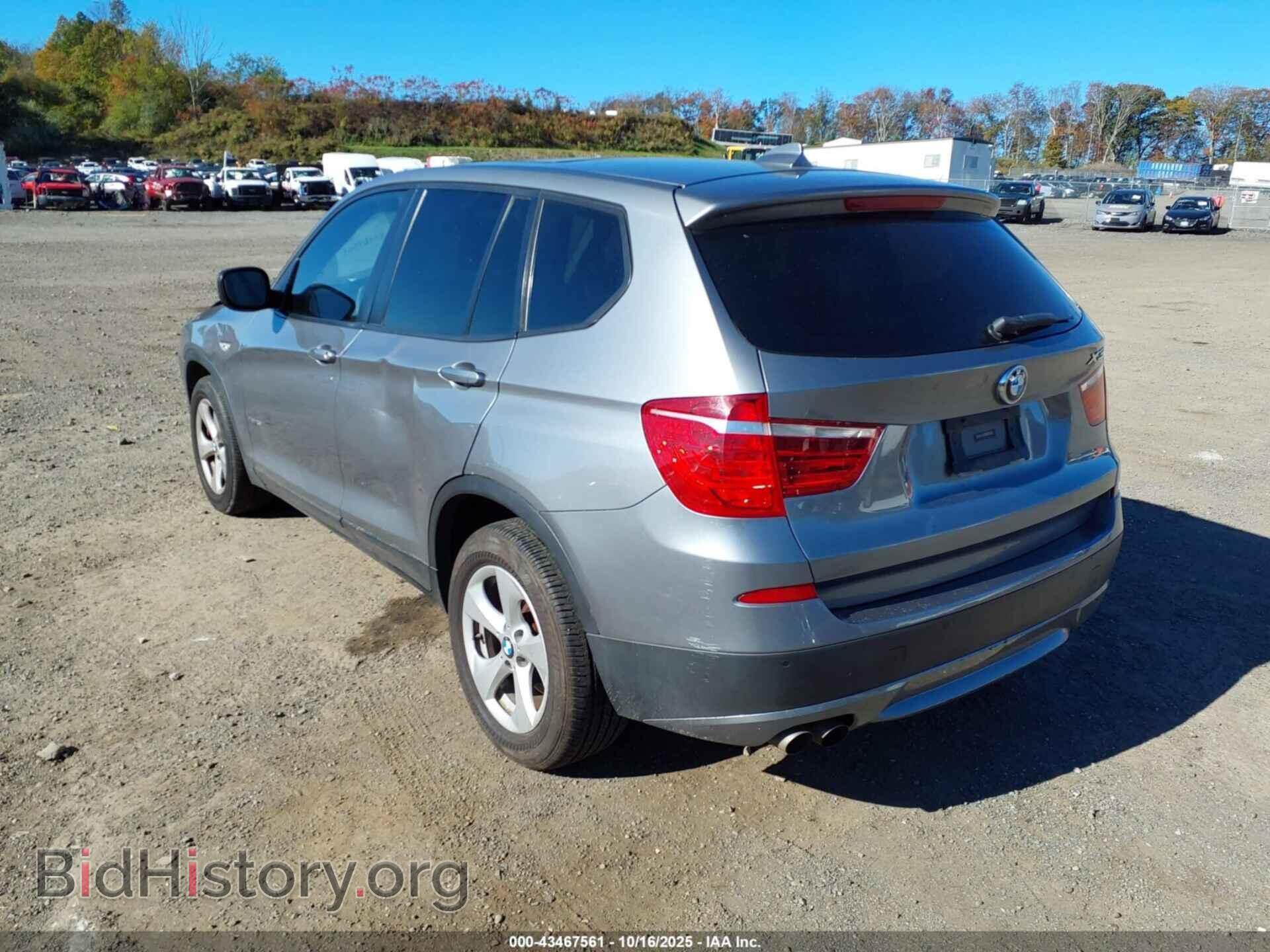 2011 BMW X3 - VIN: 5UXWX5C55BL705578 - Фото 3