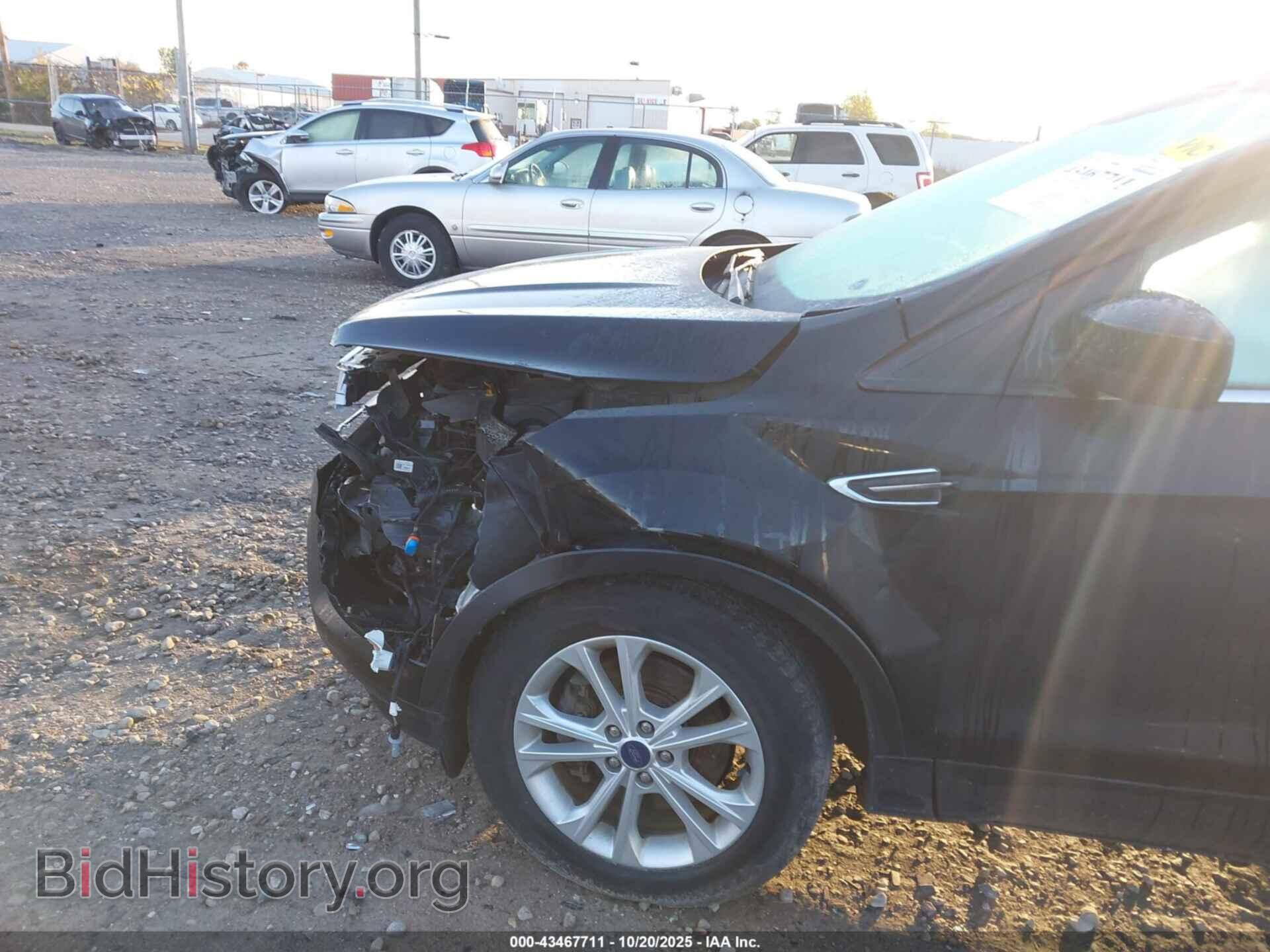 2017 FORD ESCAPE - VIN: 1FMCU9GD3HUC27648 - Фото 6