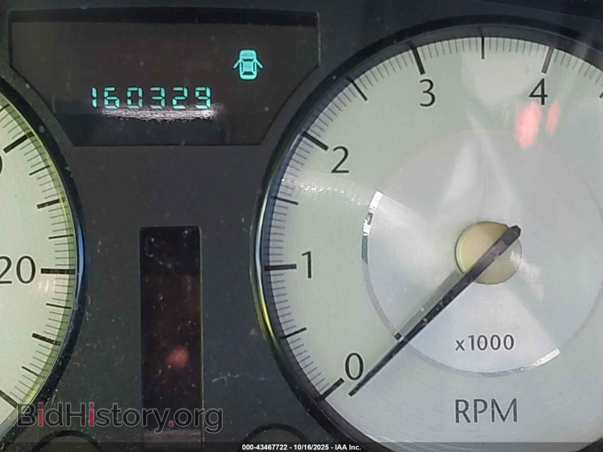 2010 CHRYSLER 300 - VIN: 2C3CA4CD5AH105635 - Фото 7